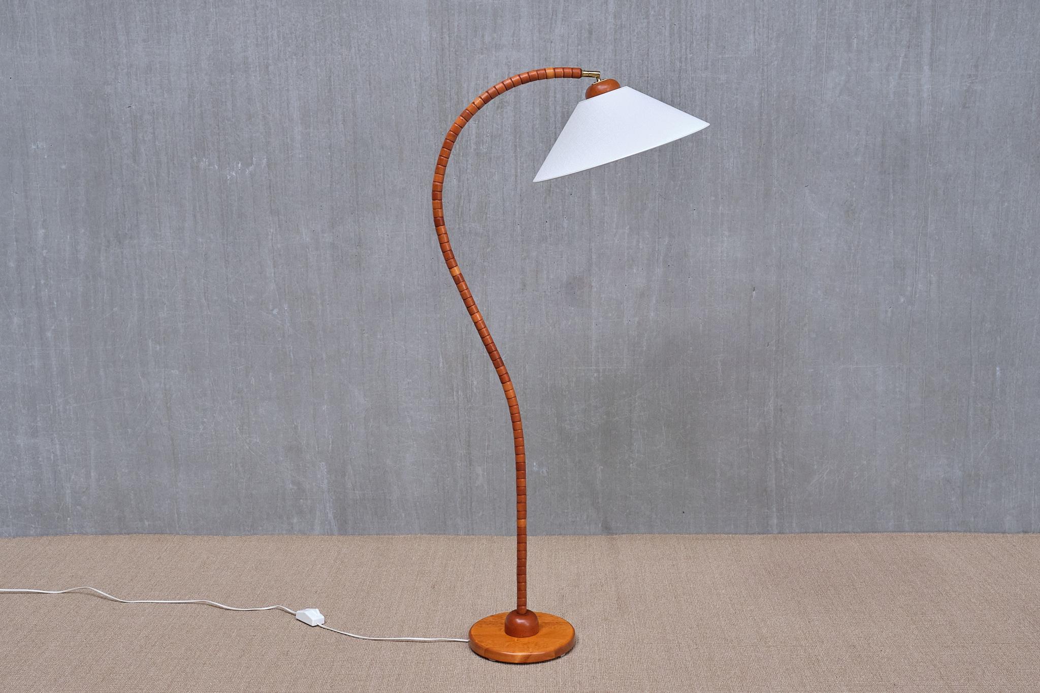 Sculptural Markslöjd Floor Lamp in Beech Wood, Sweden, 1960s 10