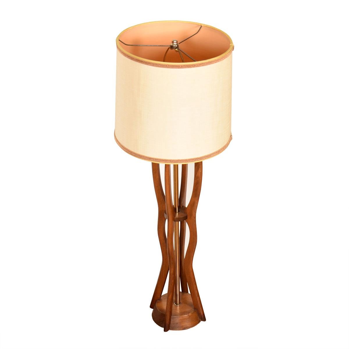 Mid-Century Modern Sculptural MCM Table Lamp in Walnut For Sale