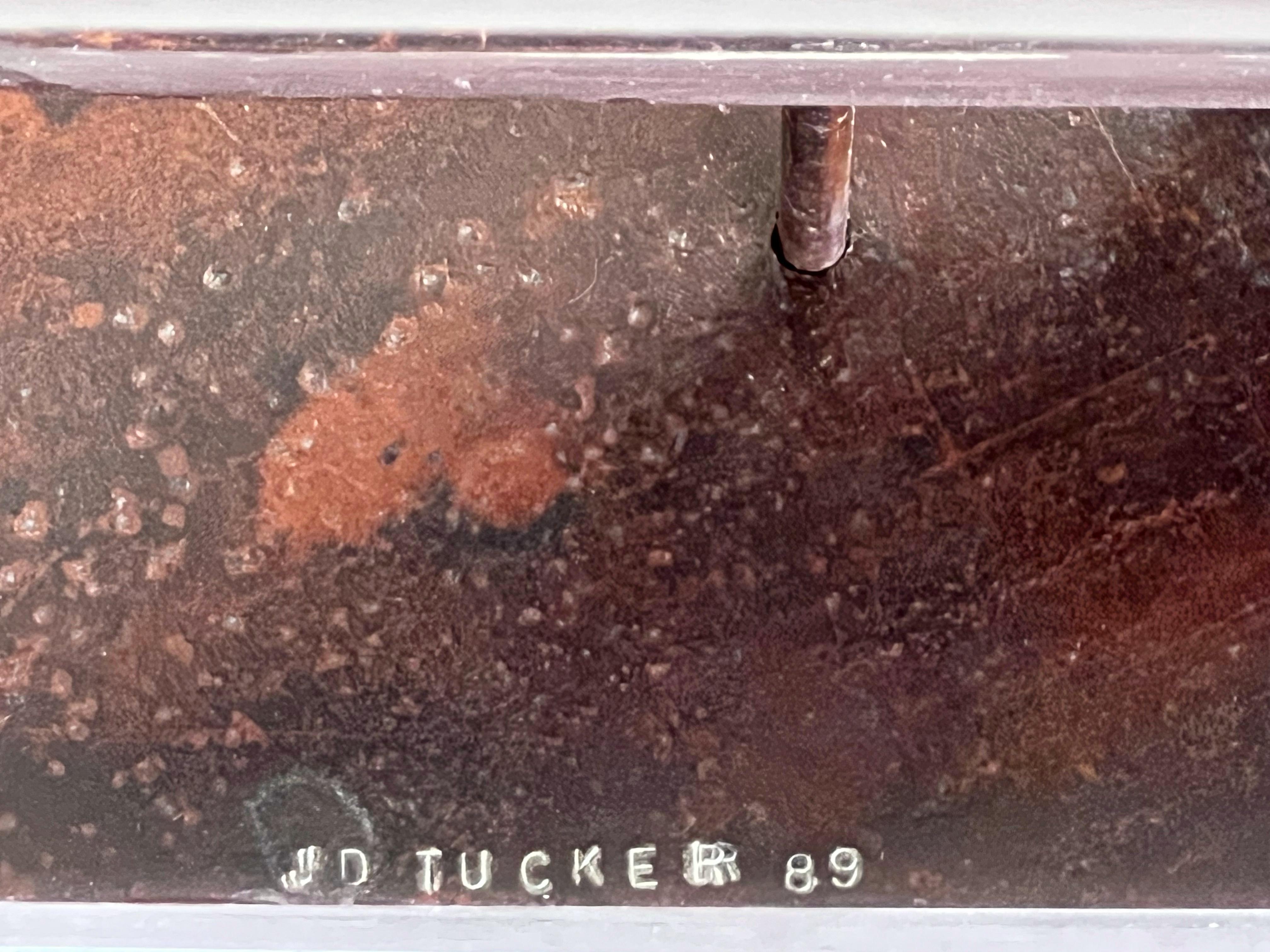 Mesa baja escultórica de metal JD Tucker 1989 finales del siglo XX en venta