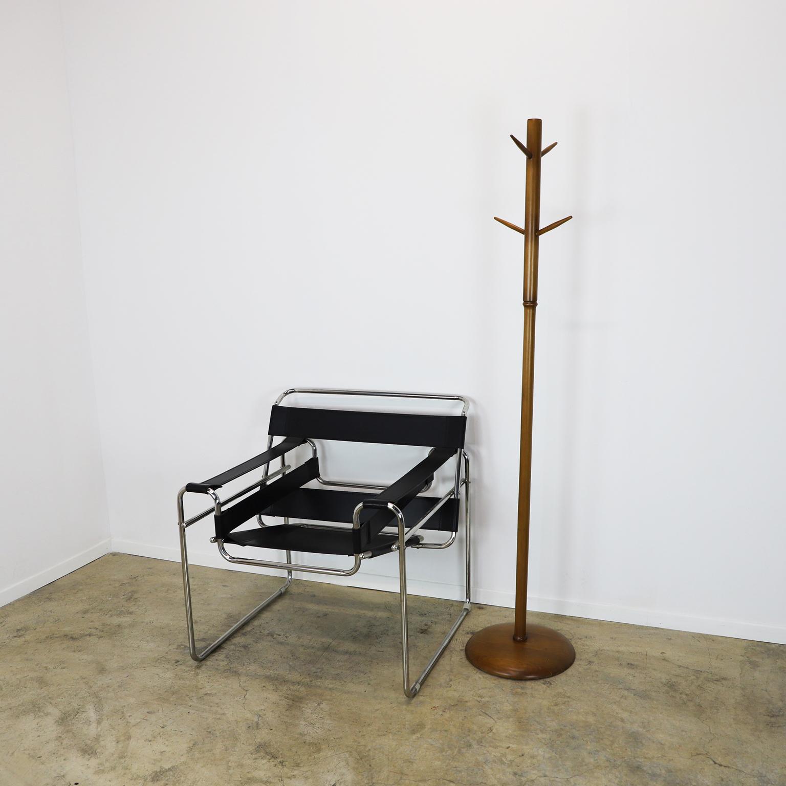 Sculptural Mexican Modernist Coat Rack In Good Condition For Sale In Mexico City, CDMX