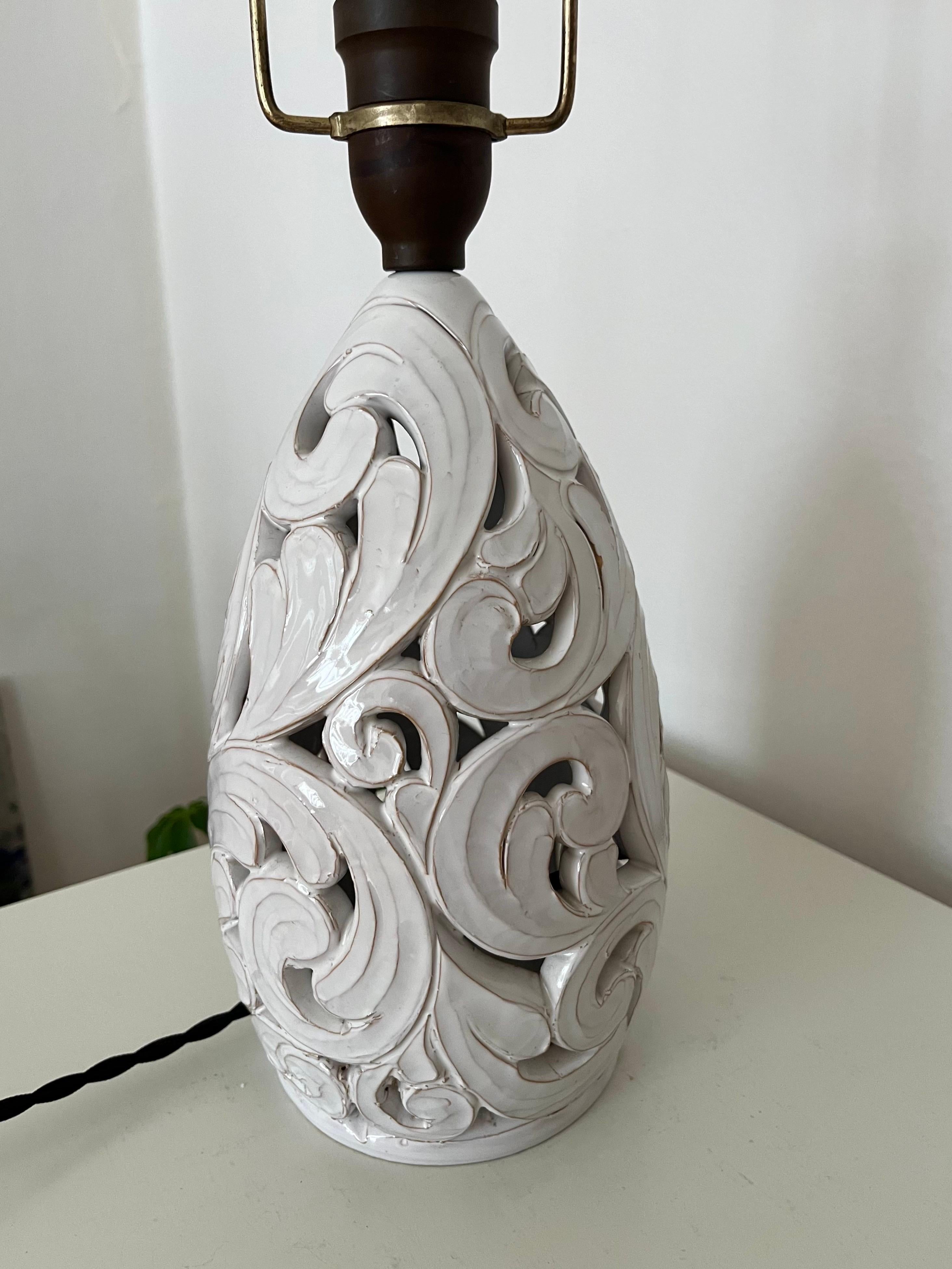 20th Century Sculptural Mid-Century Ceramic Table Lamp, Klein Unica, Denmark For Sale