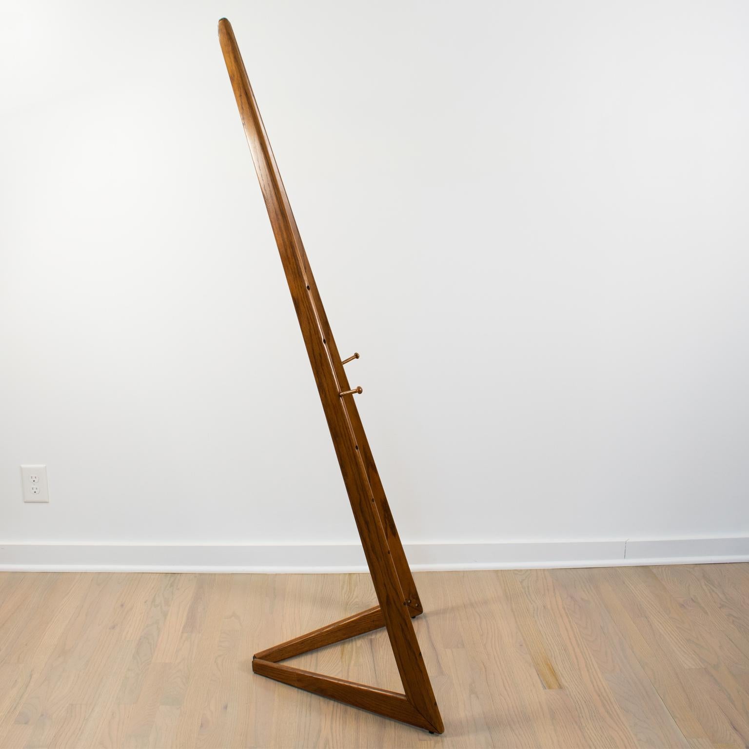 modern easel stand