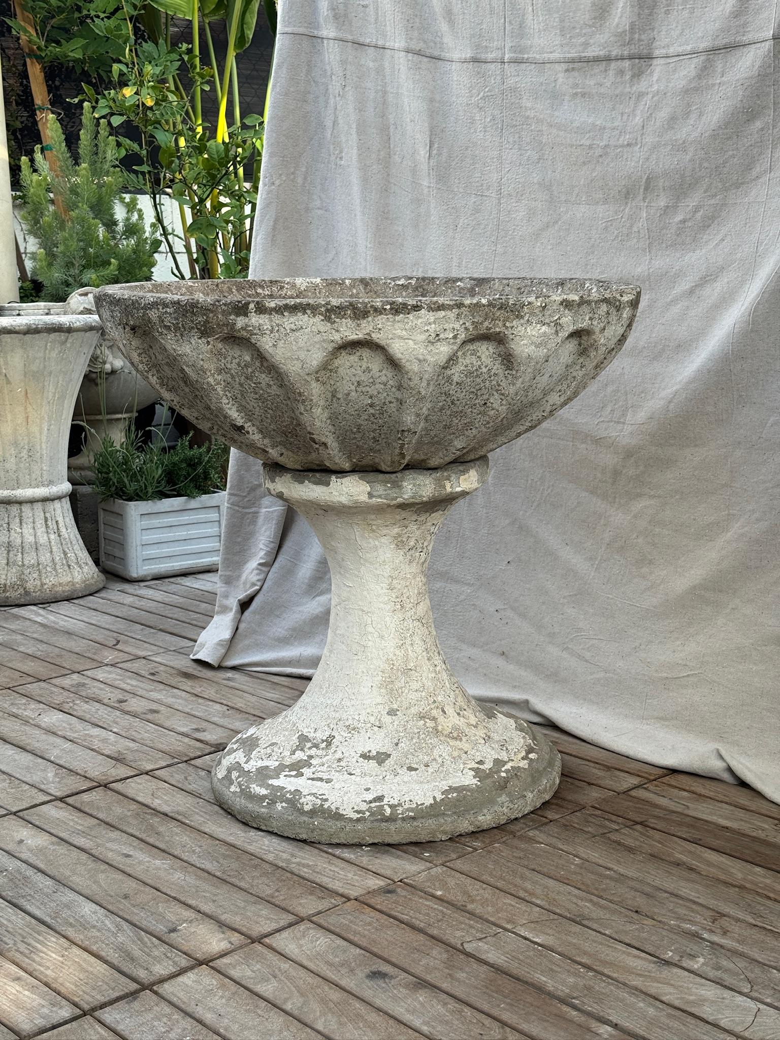 Brutalist Sculptural Mid-Century Fluted Concrete Garden Planter on Pedestal Base For Sale