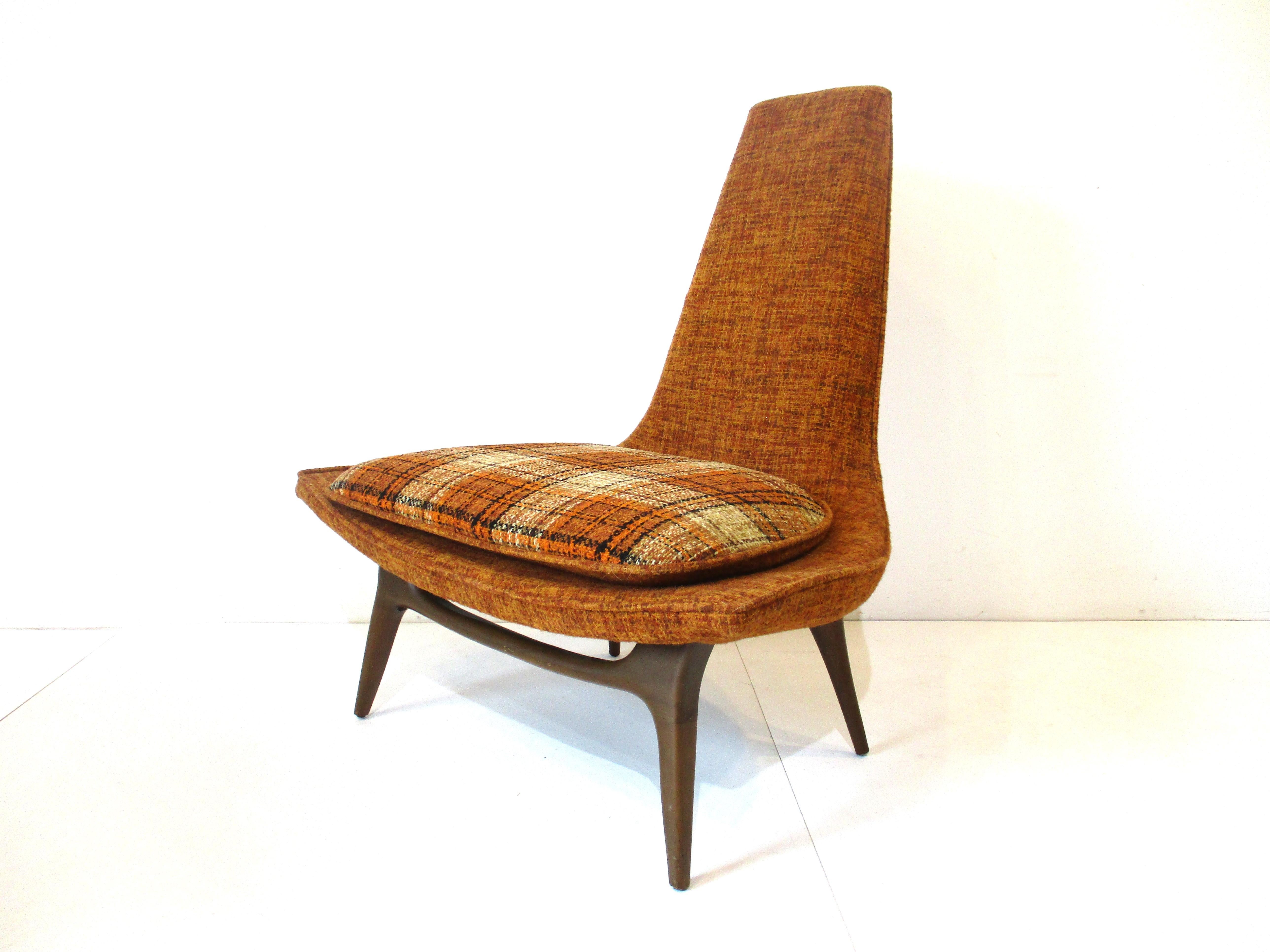 American Sculptural Midcentury High Back Slipper Lounge Chairs by Karpen of California