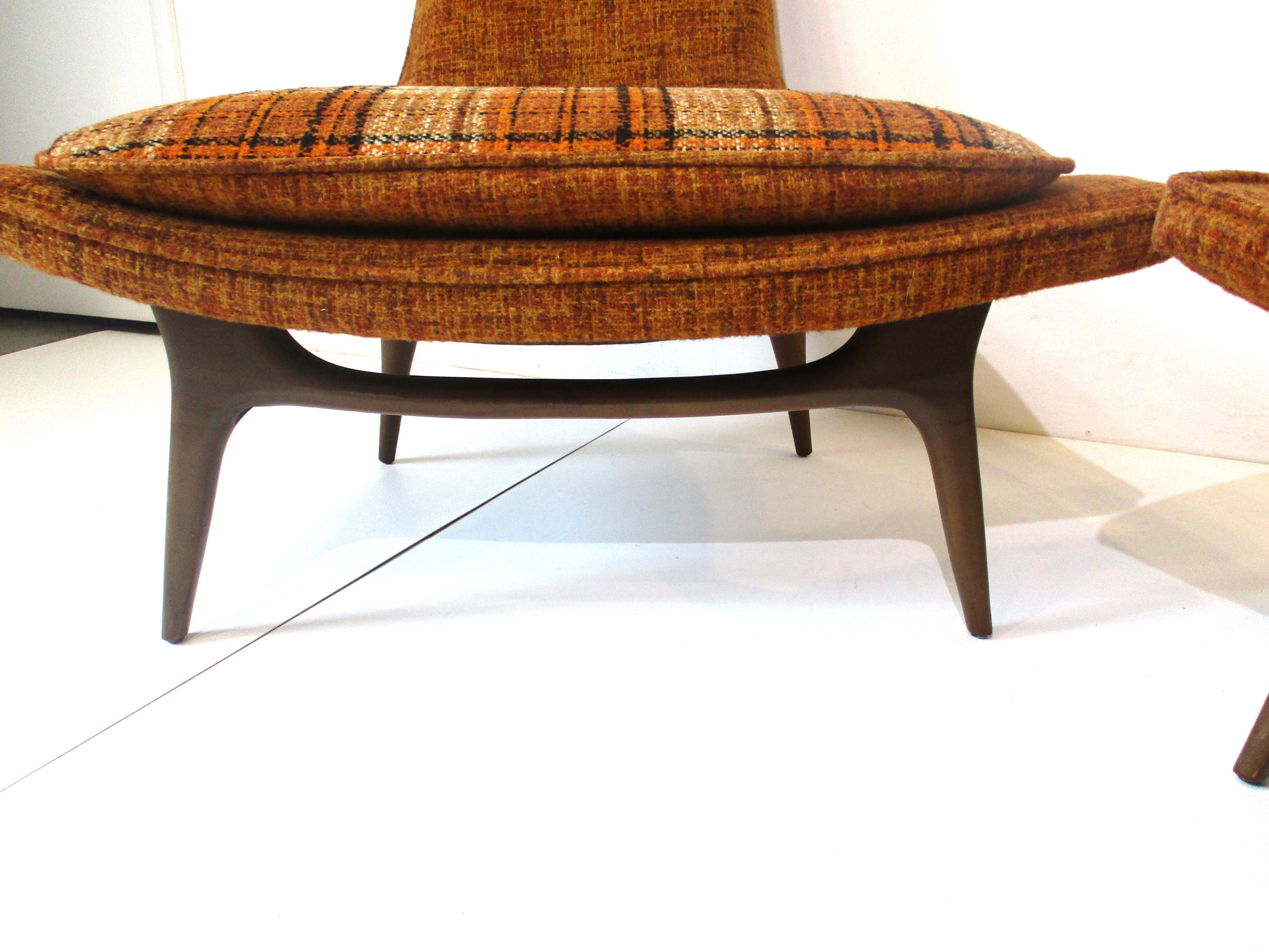 Sculptural Midcentury High Back Slipper Lounge Chairs by Karpen of California 2