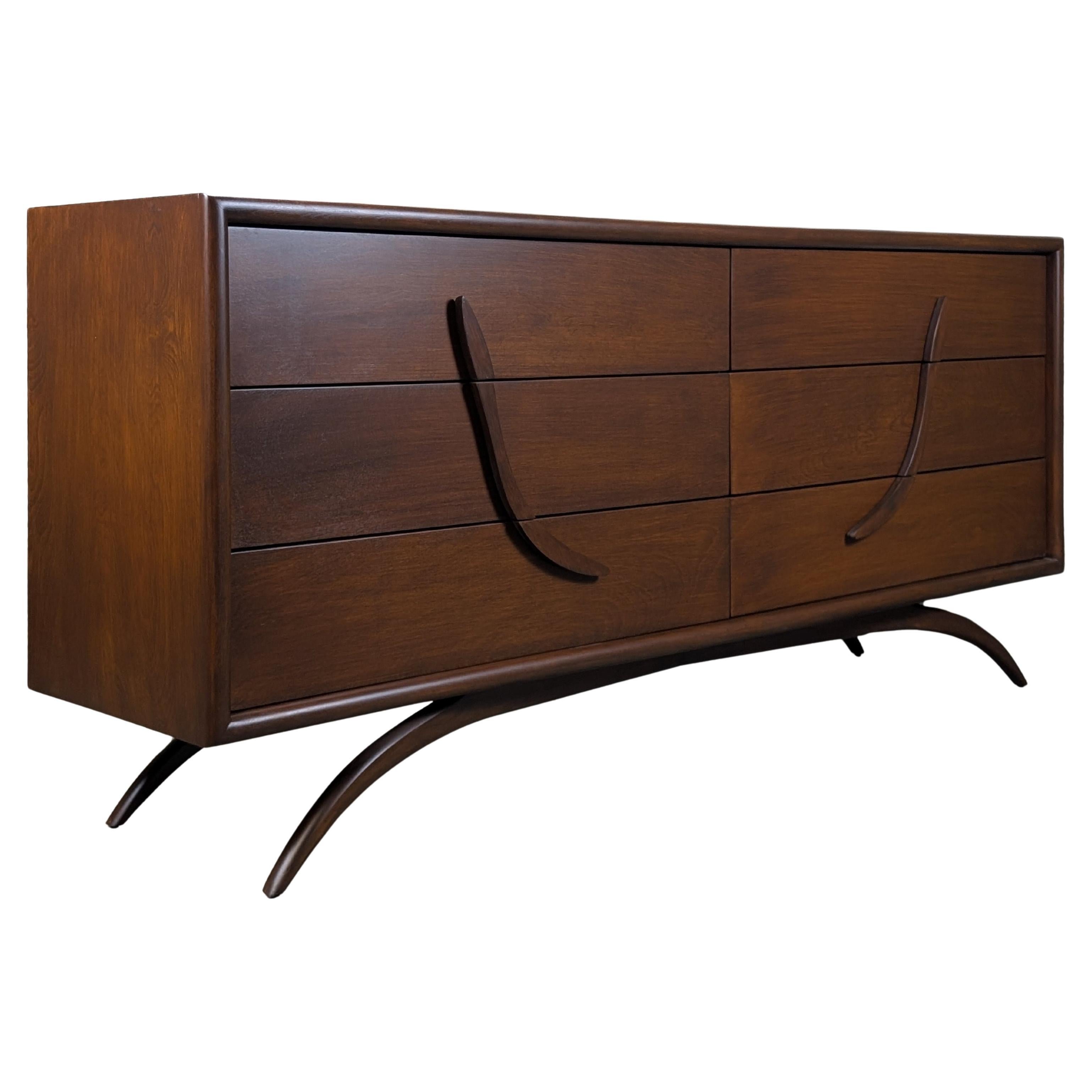 Commode sculpturale à 6 tiroirs, moderne du milieu du siècle, c1960s en vente