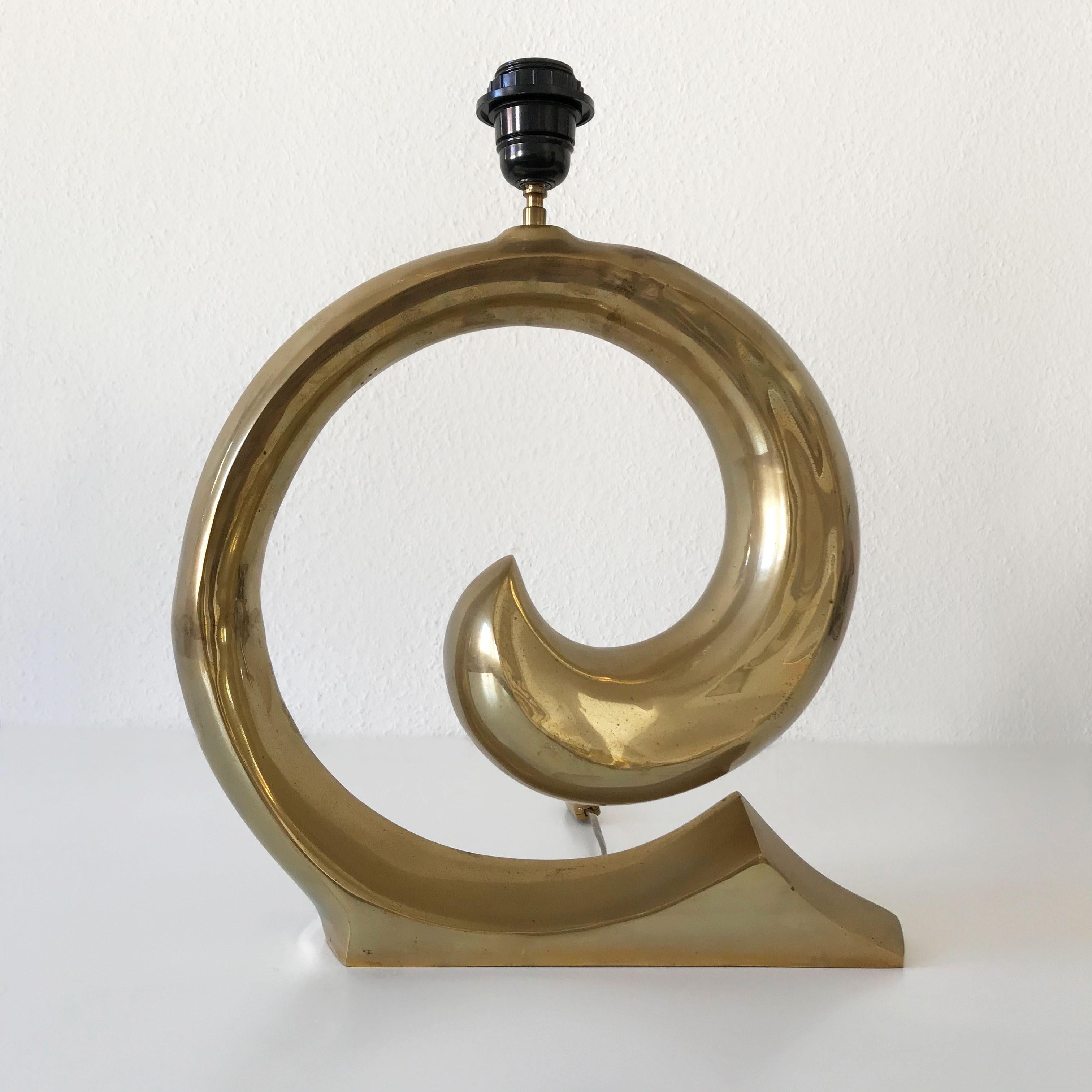 Sculptural Mid-Century Modern Brass Table Lamp by Pierre Cardin, 1970s, France 7