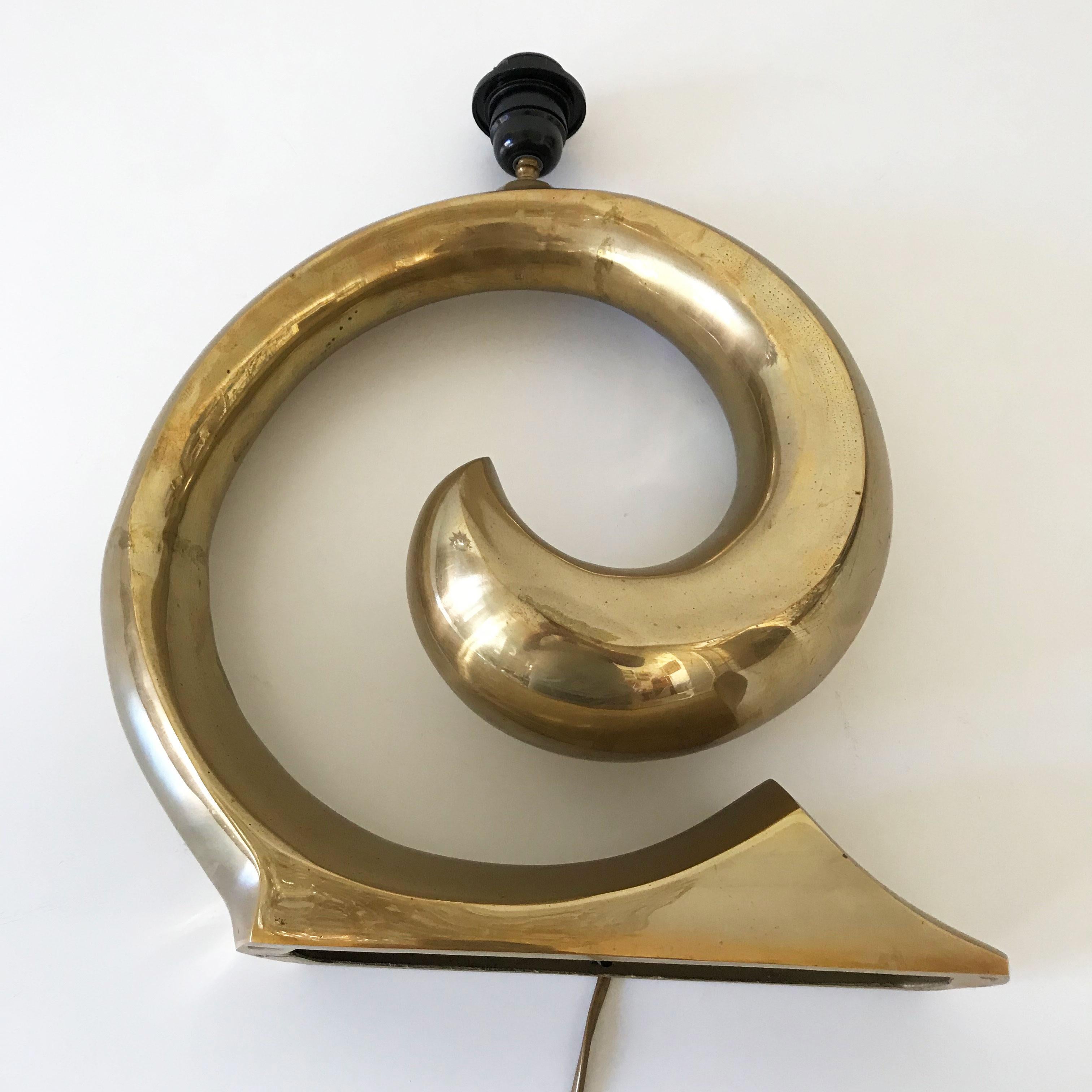 Sculptural Mid-Century Modern Brass Table Lamp by Pierre Cardin, 1970s, France 8