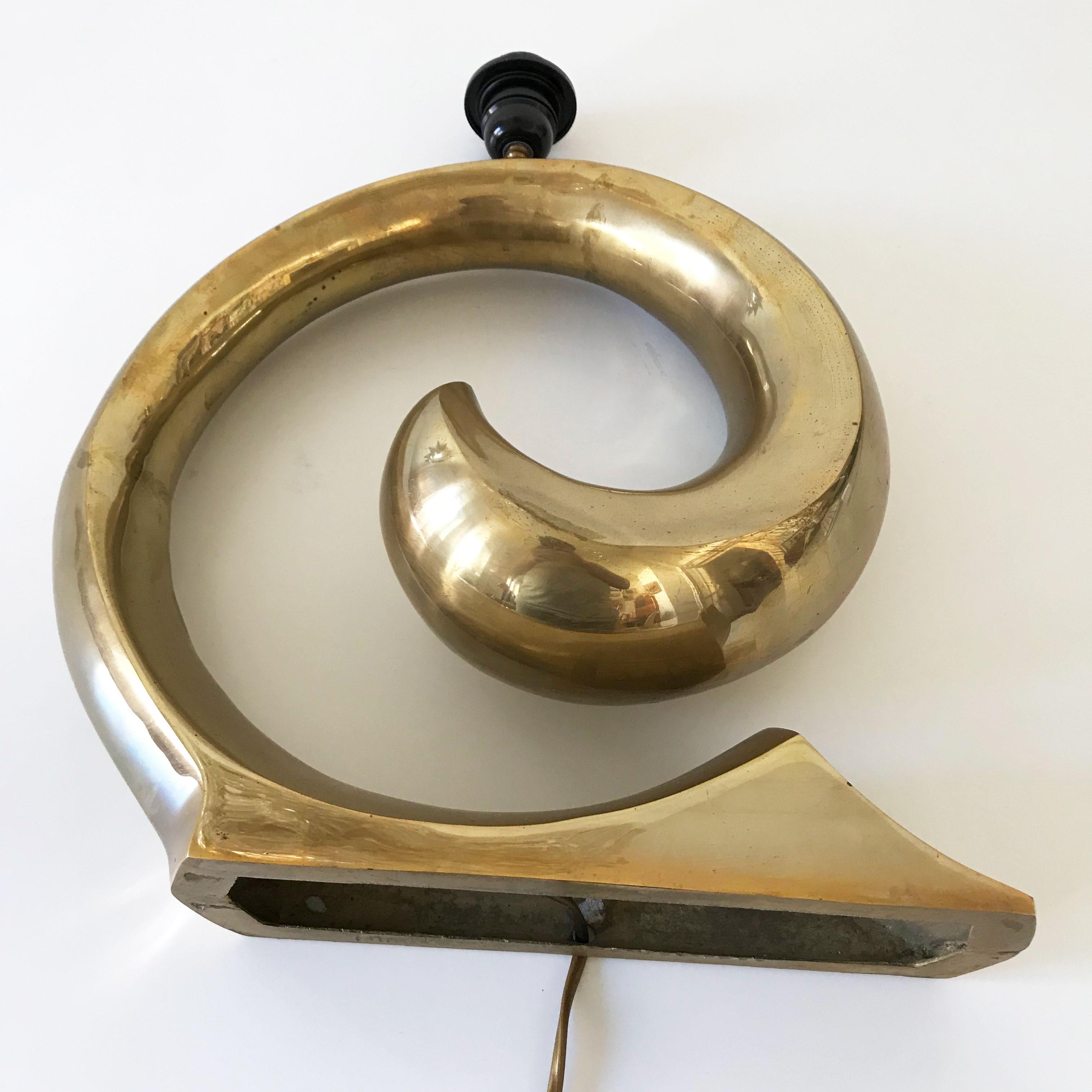 Sculptural Mid-Century Modern Brass Table Lamp by Pierre Cardin, 1970s, France 9