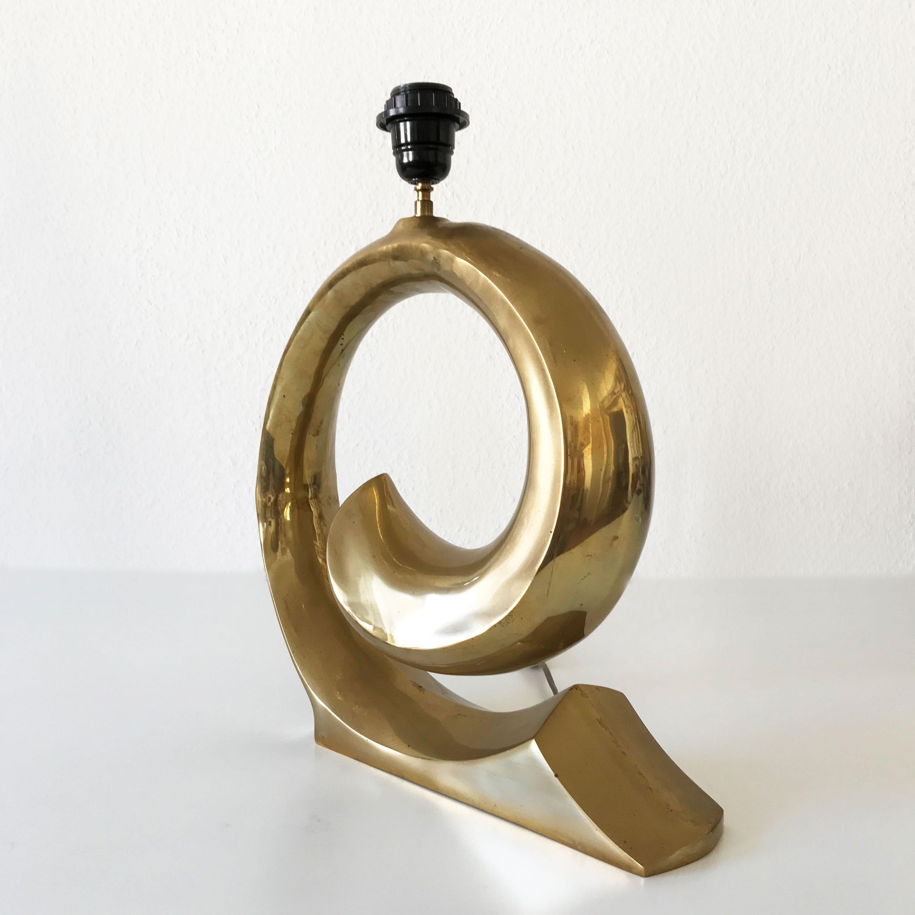 Sculptural Mid-Century Modern Brass Table Lamp by Pierre Cardin, 1970s, France 1