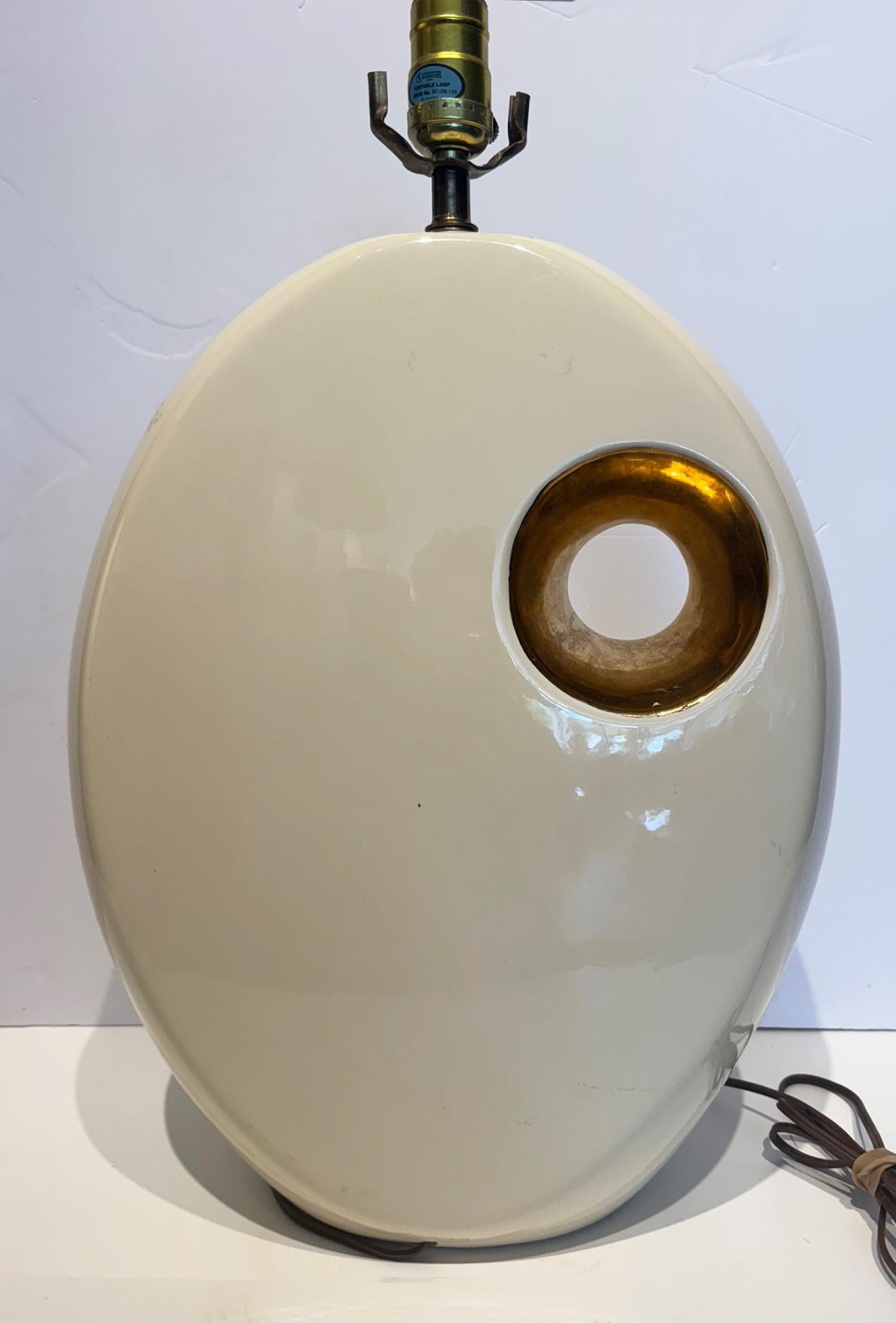 Mid-Century Modern Sculptural Mid century Modern Ceramic Table Lamps with Gold Accents, Pair For Sale