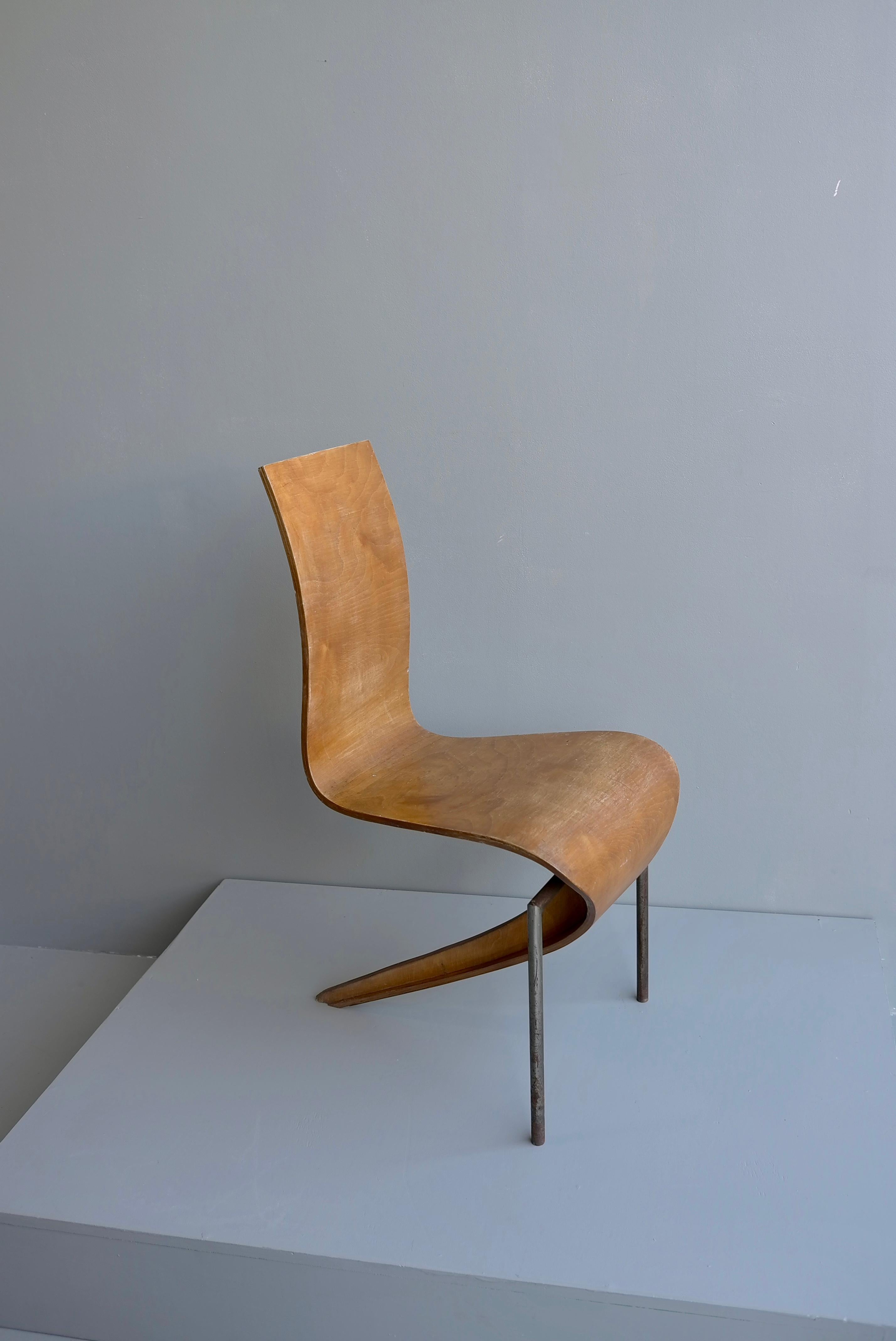 Sculptural Mid-Century Modern French Side Chair, in Style of André Bloc In Good Condition For Sale In Den Haag, NL