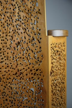 Poltrona scultorea di metà secolo moderna intagliata a mano di Urano Palma