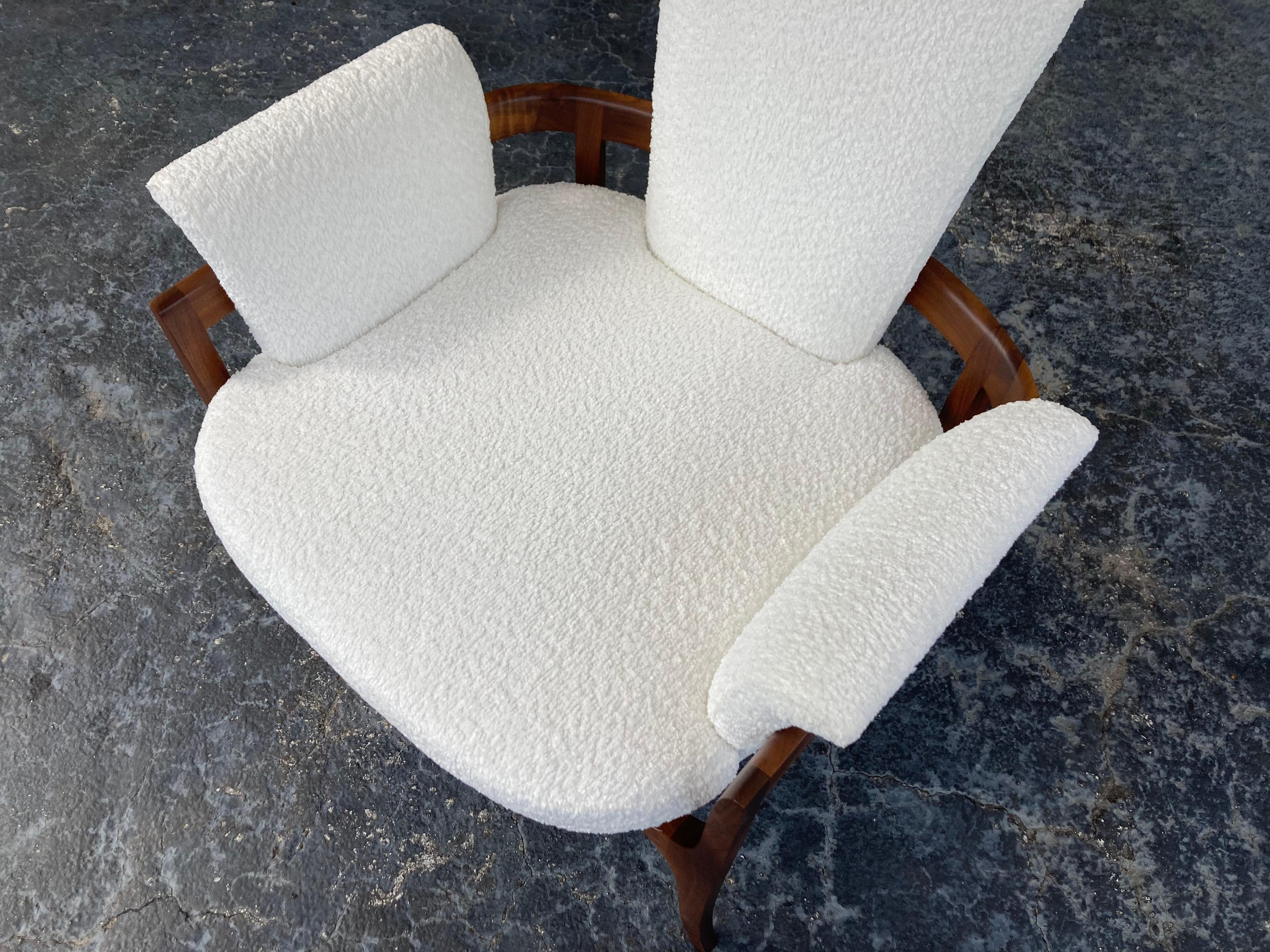 Sculptural Mid-Century Modern Lounge Chairs, Walnut and White Boucle Fabric For Sale 12