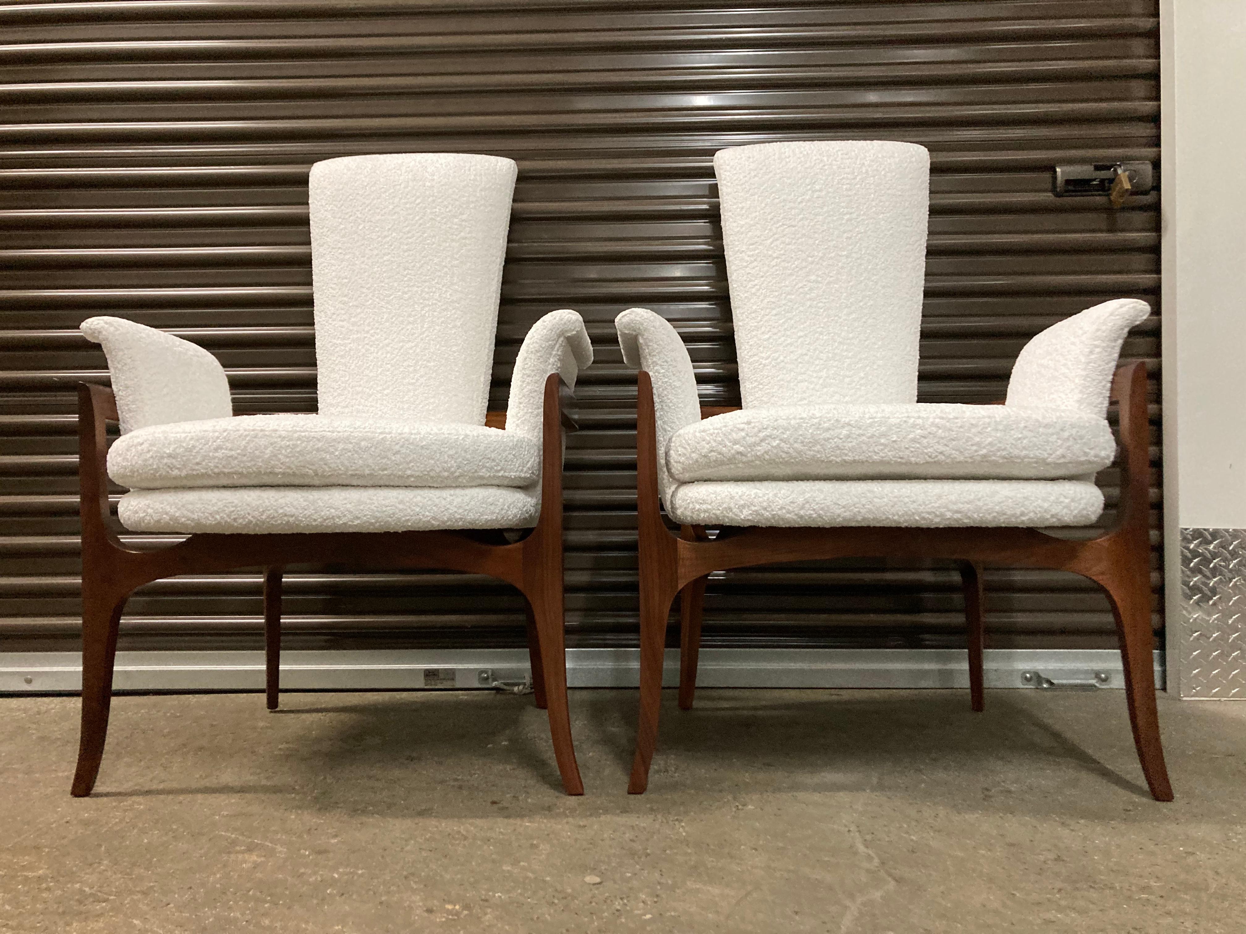 Sculptural Mid-Century Modern Lounge Chairs, Walnut and White Boucle Fabric For Sale 15
