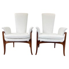 Fauteuils de salon sculpturaux modernes du milieu du sicle dernier, noyer et tissu boucl blanc