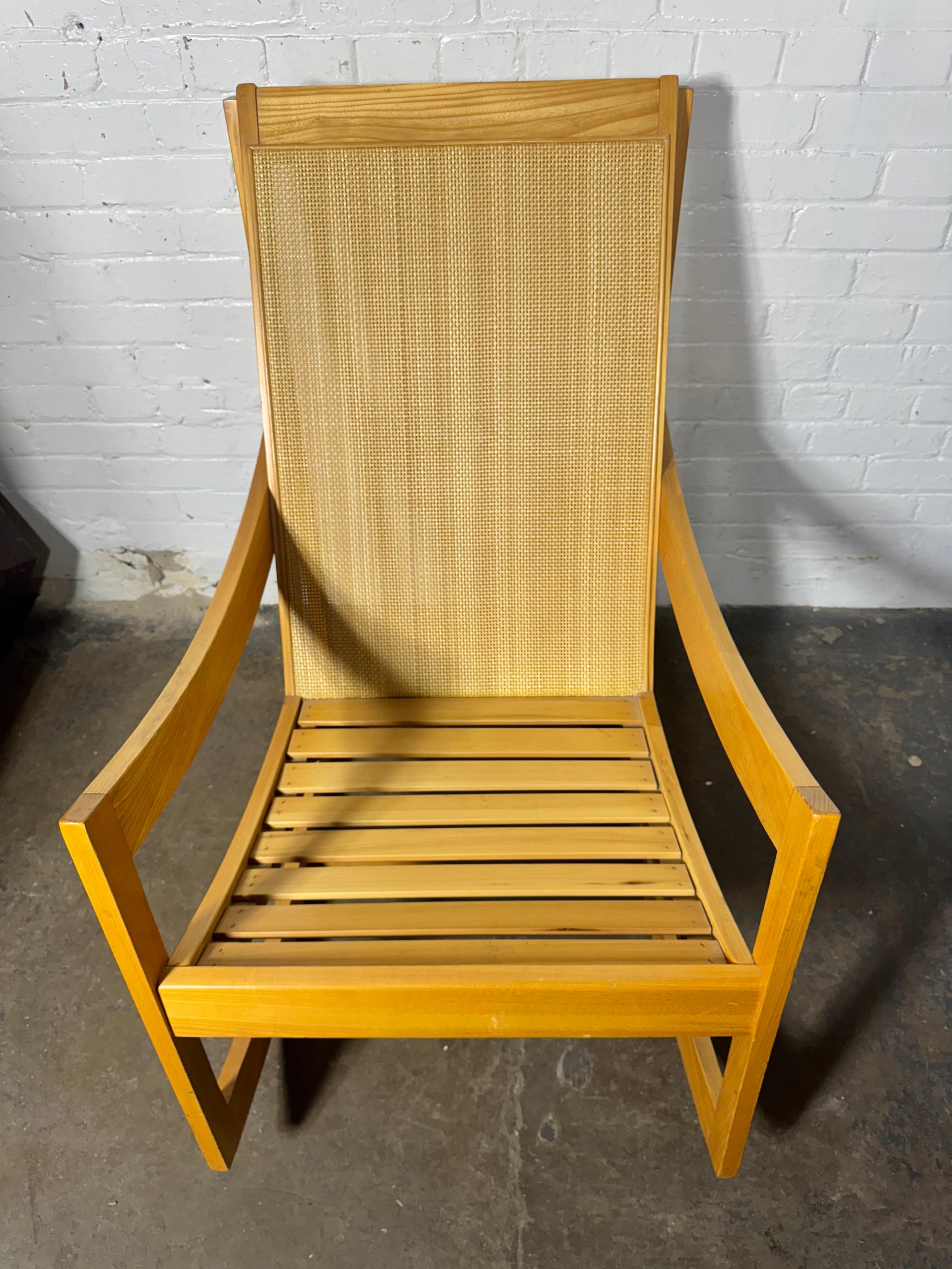 Danois Fauteuil à bascule sculptural du milieu du siècle par Paoli en vente