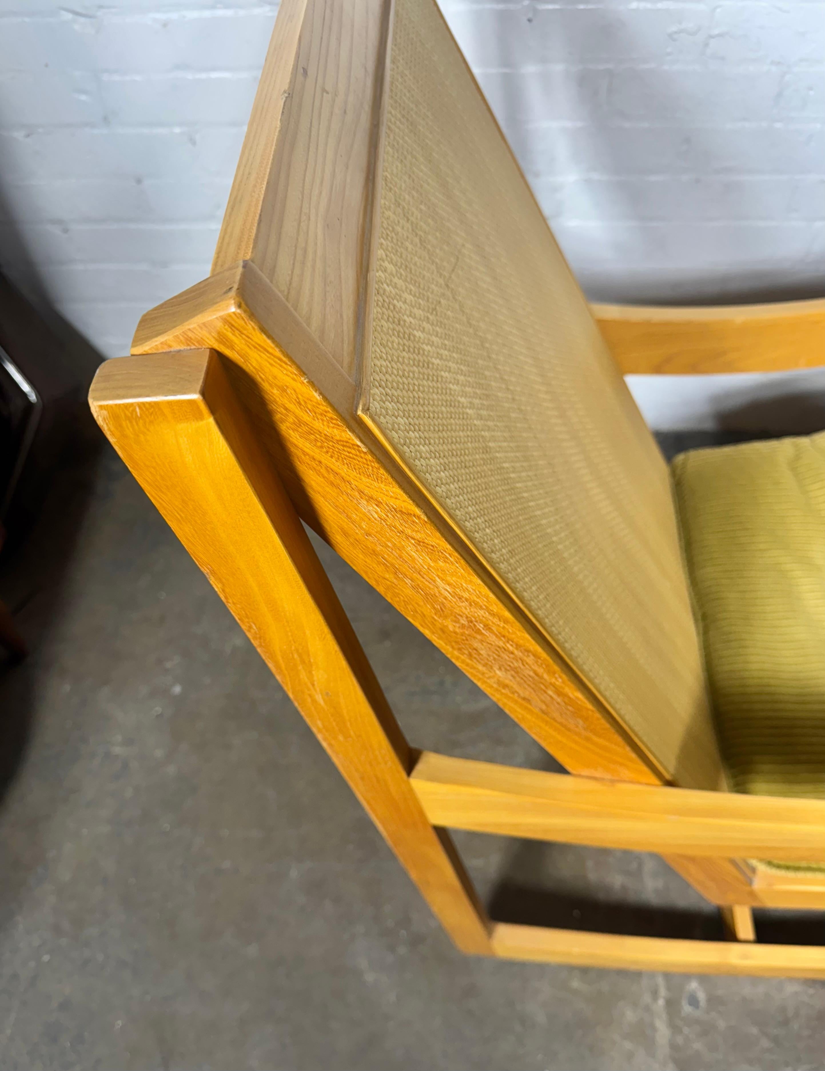 Fauteuil à bascule sculptural du milieu du siècle par Paoli en vente 1