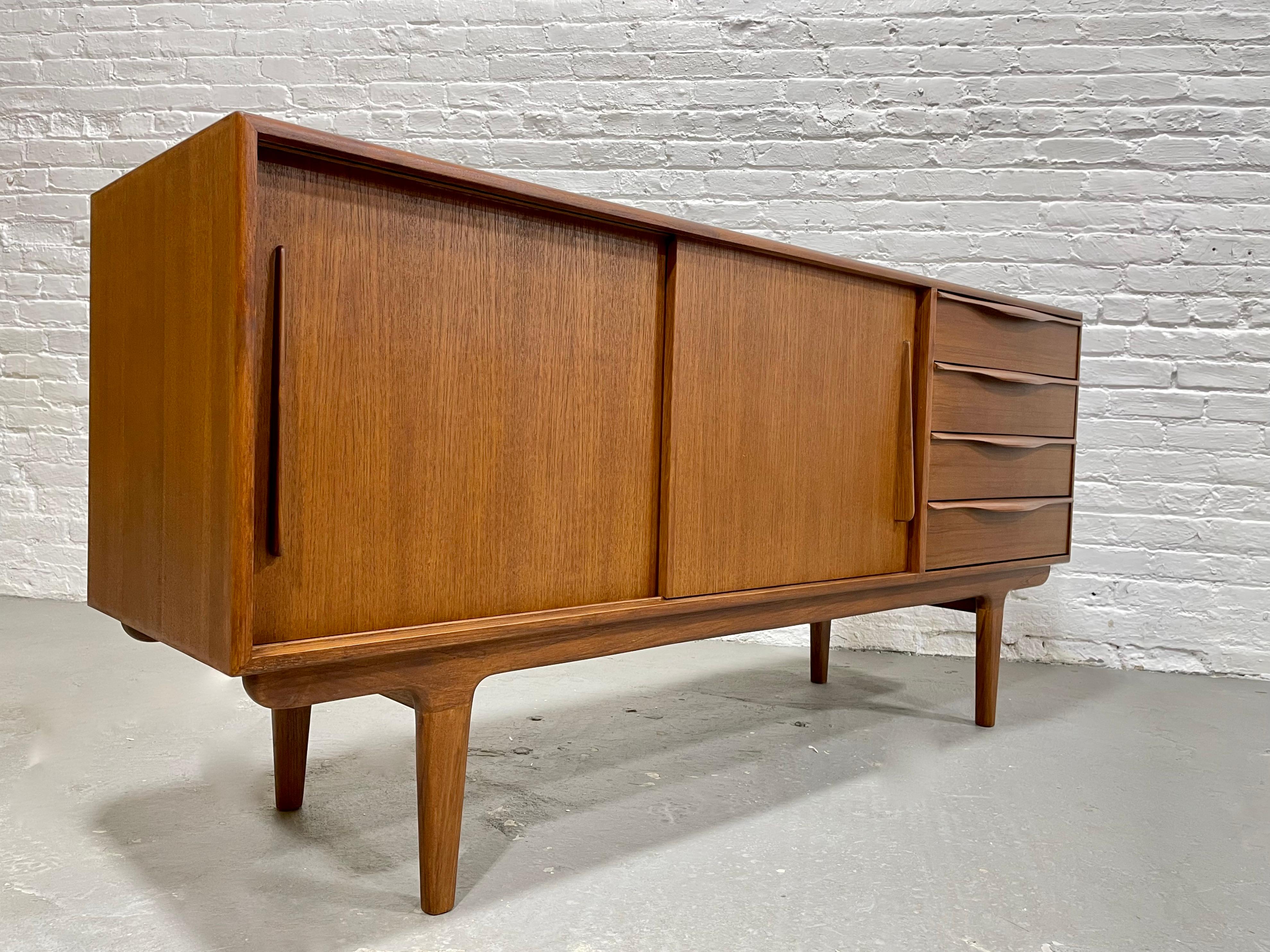 Wood Sculptural Mid-Century Modern Styled Credenza / Media Stand / Sideboard For Sale