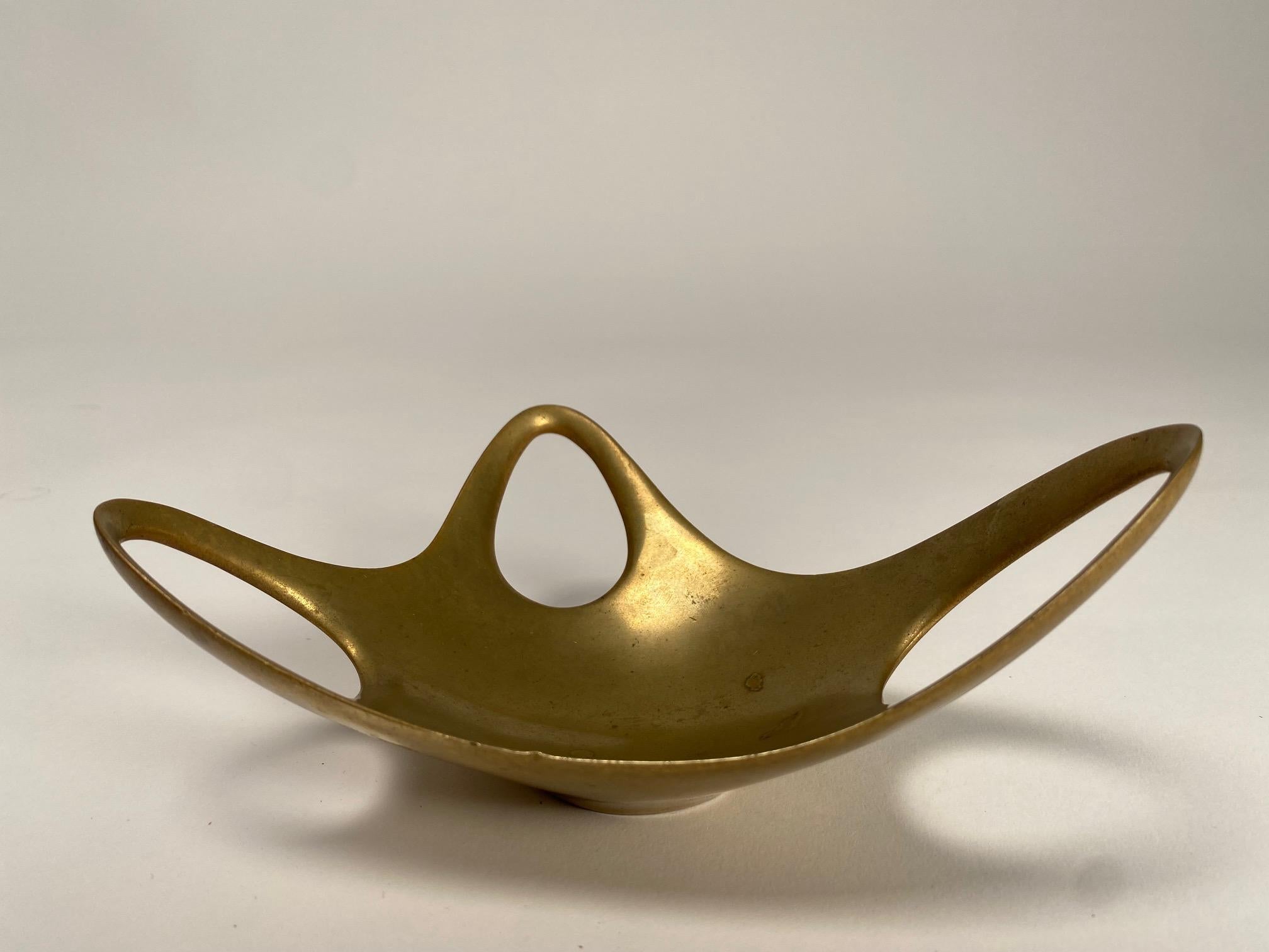 Milieu du XXe siècle Sculptural Mid-century Organic Objects Objects for Objects  en laiton, Danemark années 1960 en vente