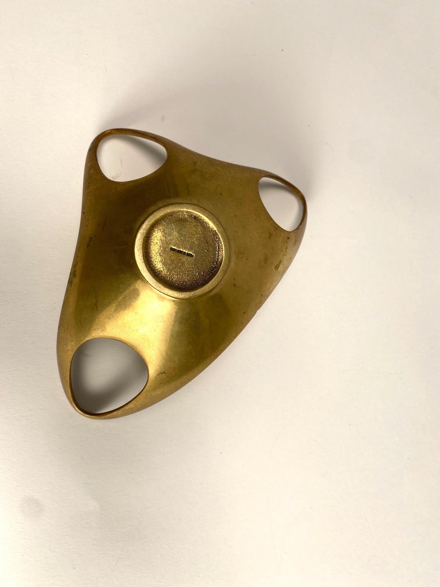 Laiton Sculptural Mid-century Organic Objects Objects for Objects  en laiton, Danemark années 1960 en vente