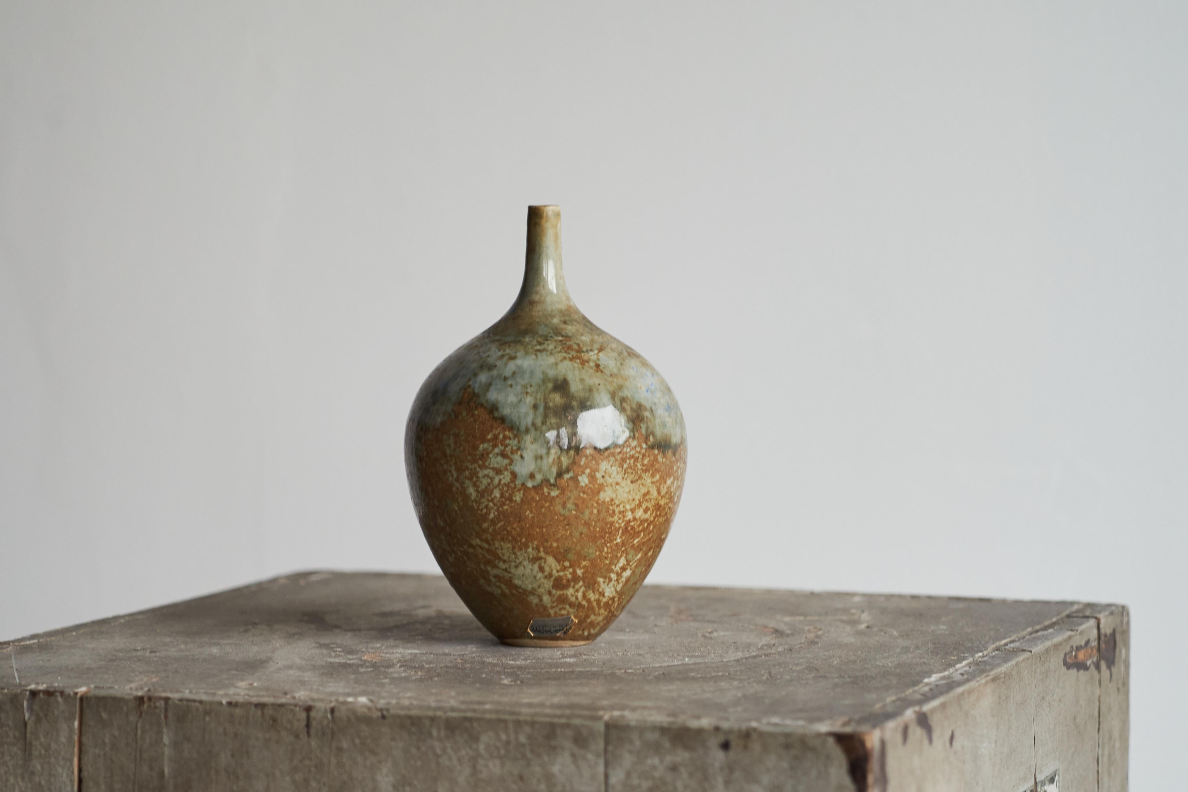 Vaso scultoreo in Studio Pottery del 1960 In condizioni buone in vendita a Meer, VAN