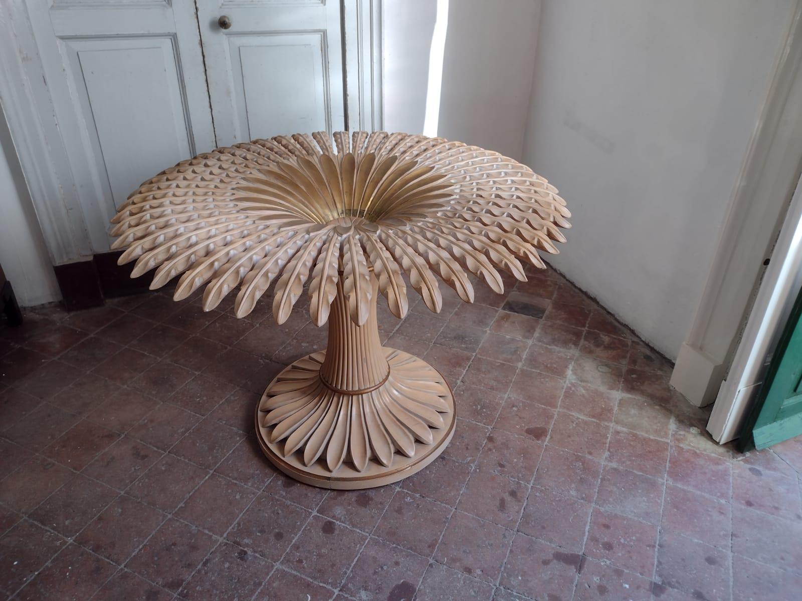 Tavolo scultoreo di metà secolo, Italia, anni '60 In condizioni buone a London, GB