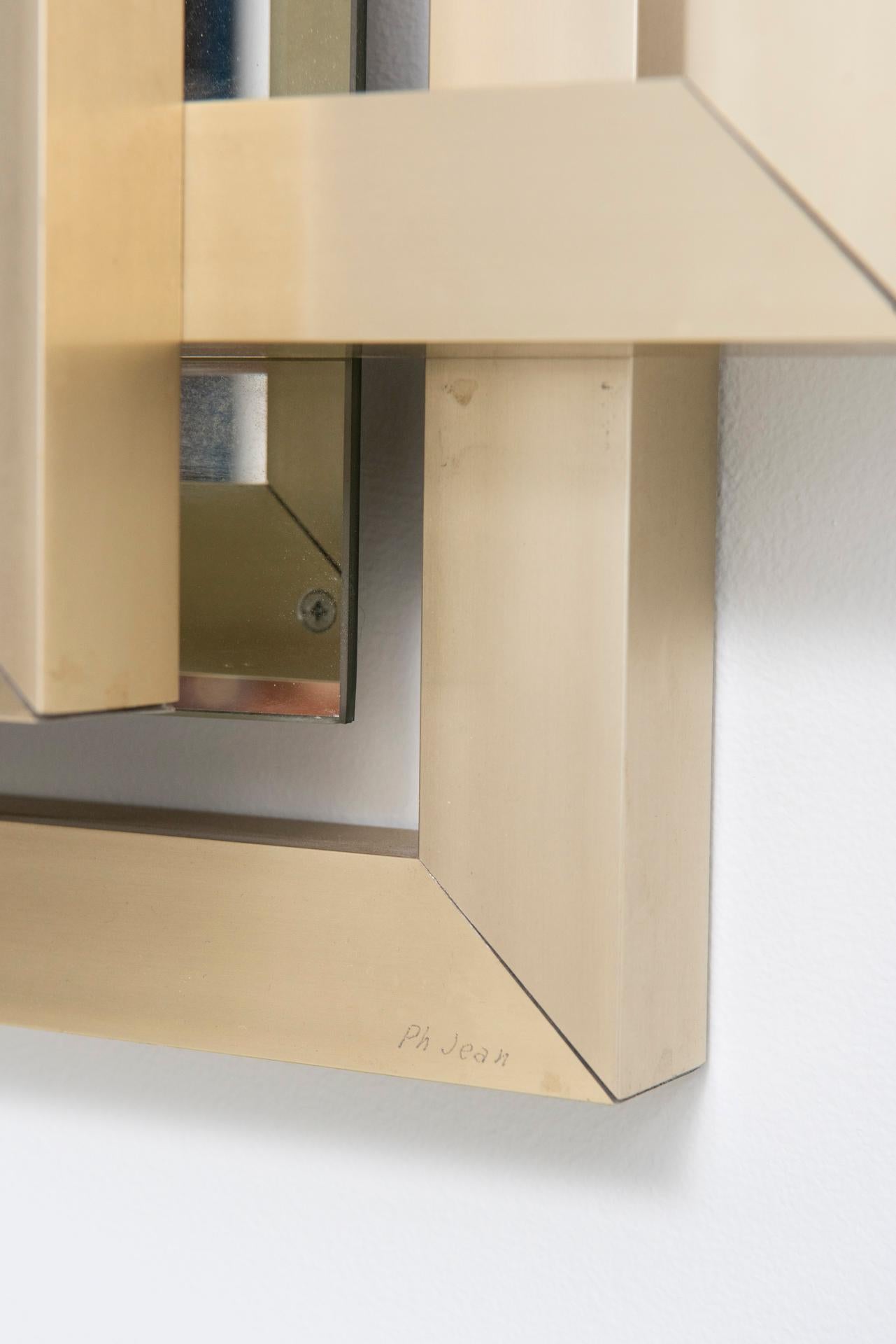 20ième siècle Miroir sculptural en laiton - Philippe Jean en vente