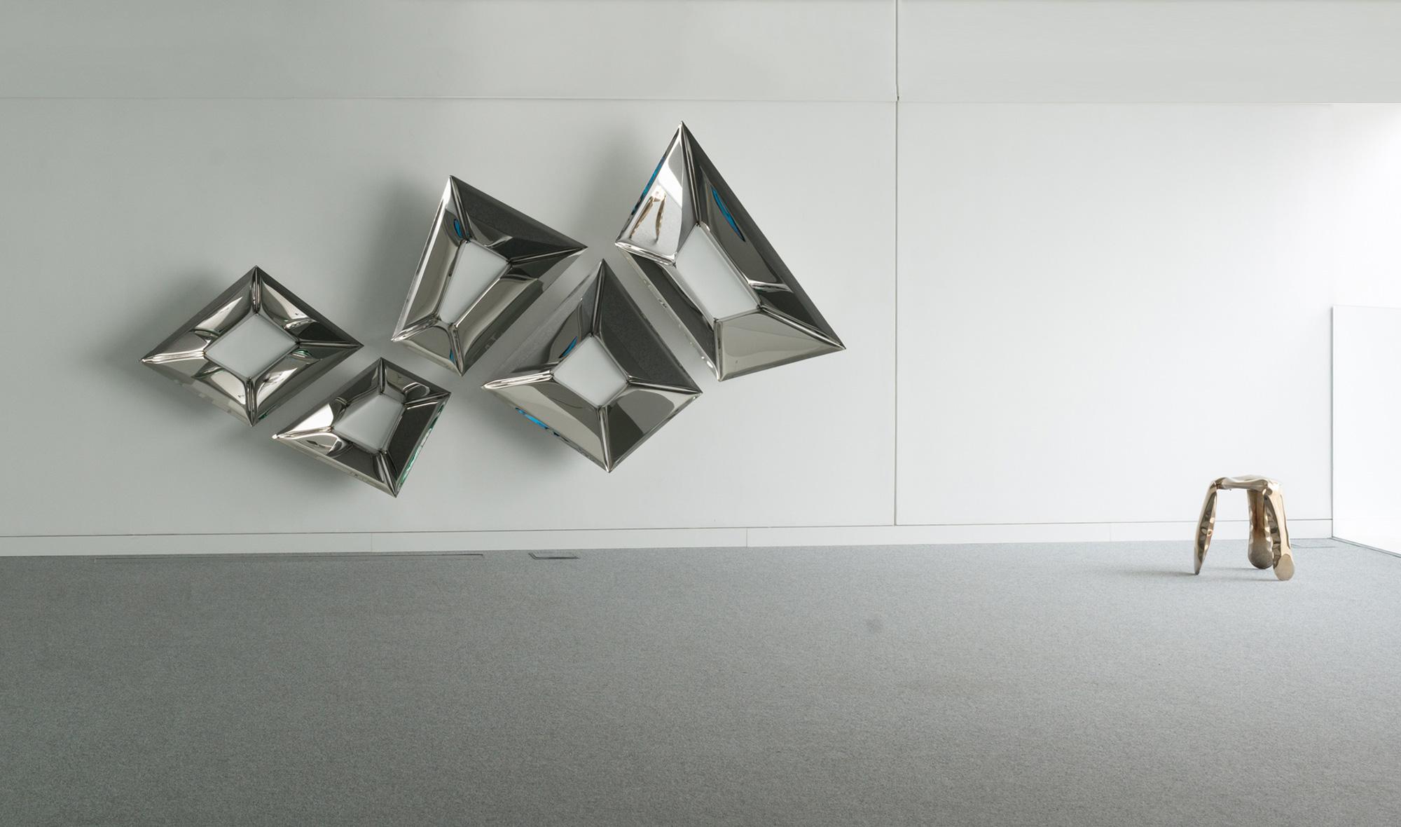 Contemporary Sculptural Mirrors 'the Crystals' in Stainless Steel by Zieta Prozessdesign '3' For Sale