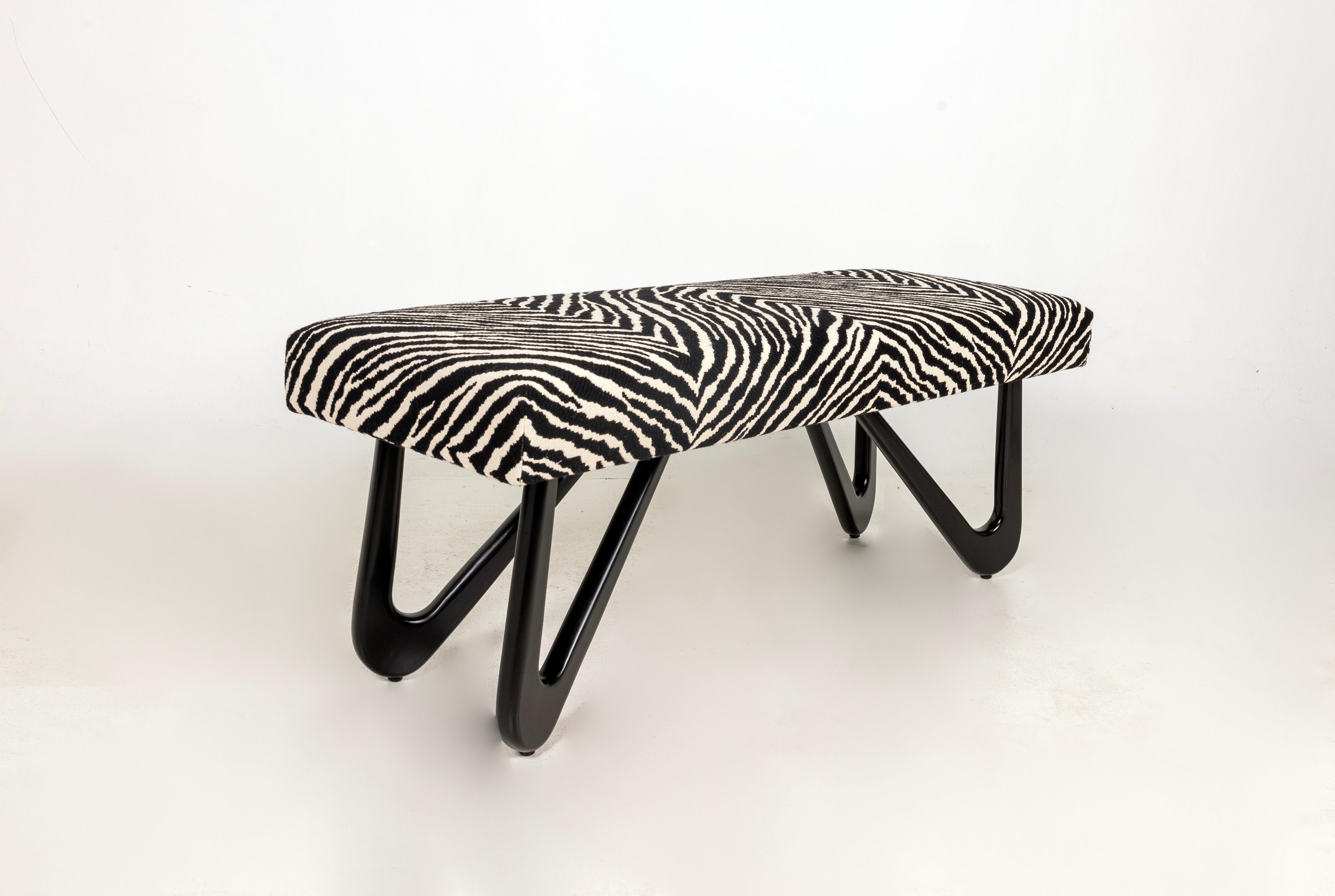 XXI secolo e contemporaneo Panchina moderna scultorea nello stile di Adrian Pearsall, tessuto Zebra in vendita