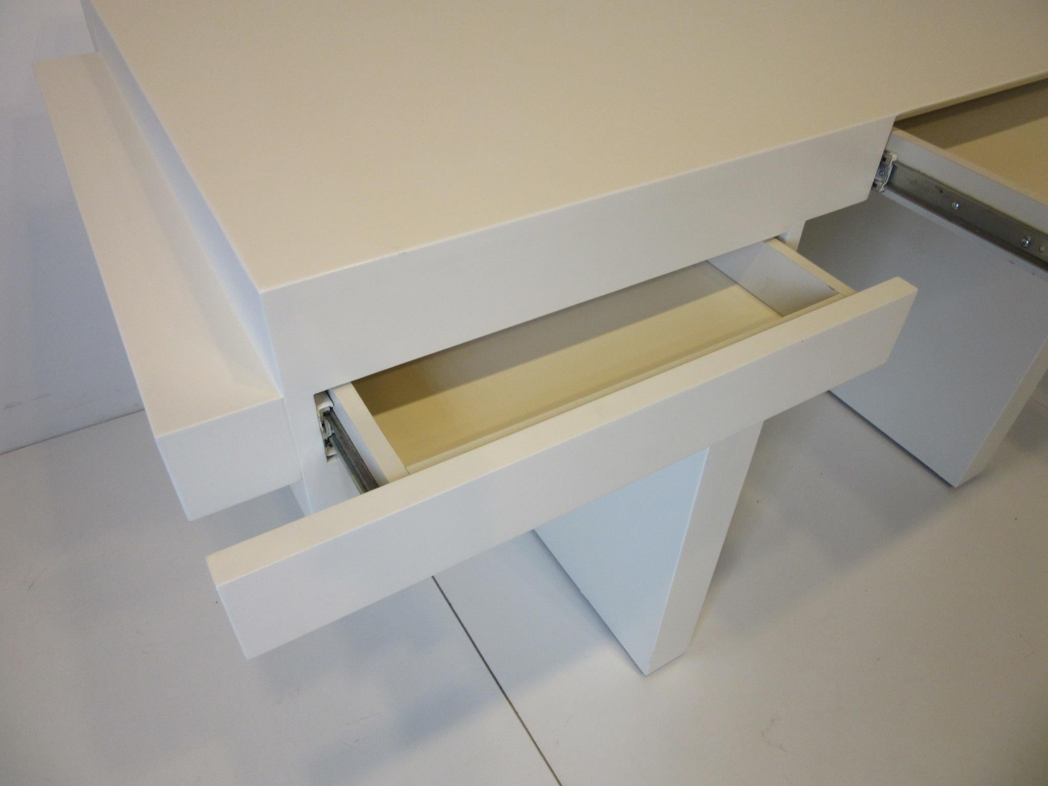 Sculptural Modern Pedestal Desk in the Style of Steve Chase 1