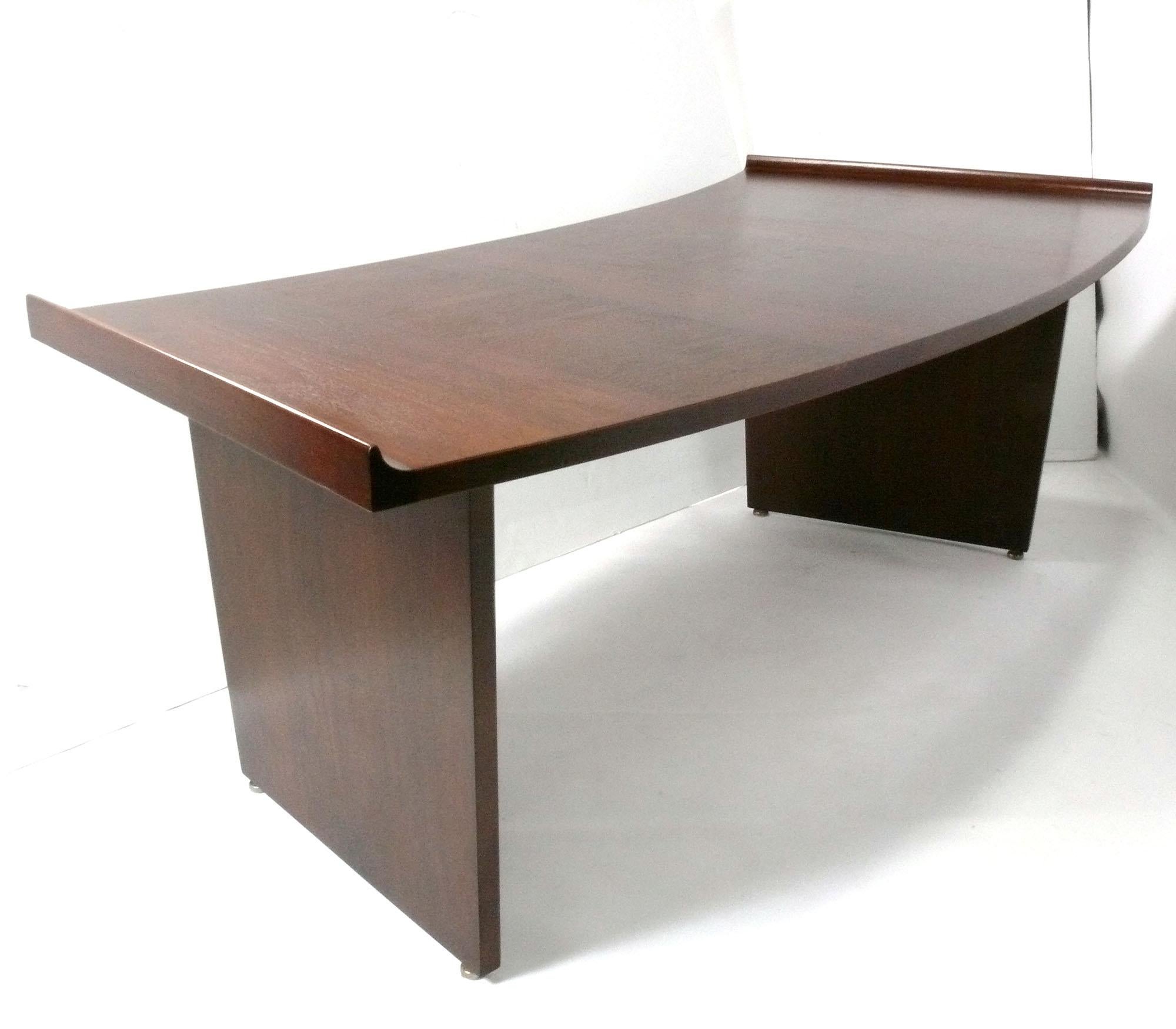 Sculptural Modern Walnut Desk by Harvey Probber In Good Condition For Sale In Atlanta, GA