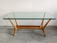 Sculptural Modernist Cocktail Table in Ash wood attr. to Gio Ponti, Italy 1950s
