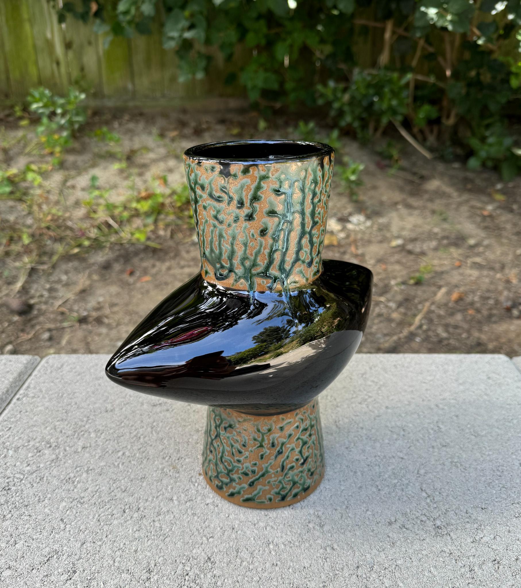 Skulpturale modernistische Ikebana-Keramikvase aus Keramik, Japan, um 1965 im Zustand „Gut“ im Angebot in San Juan Capistrano, CA