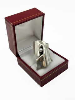 Sculptural Modernist Sterling Silver and Pearl Ring