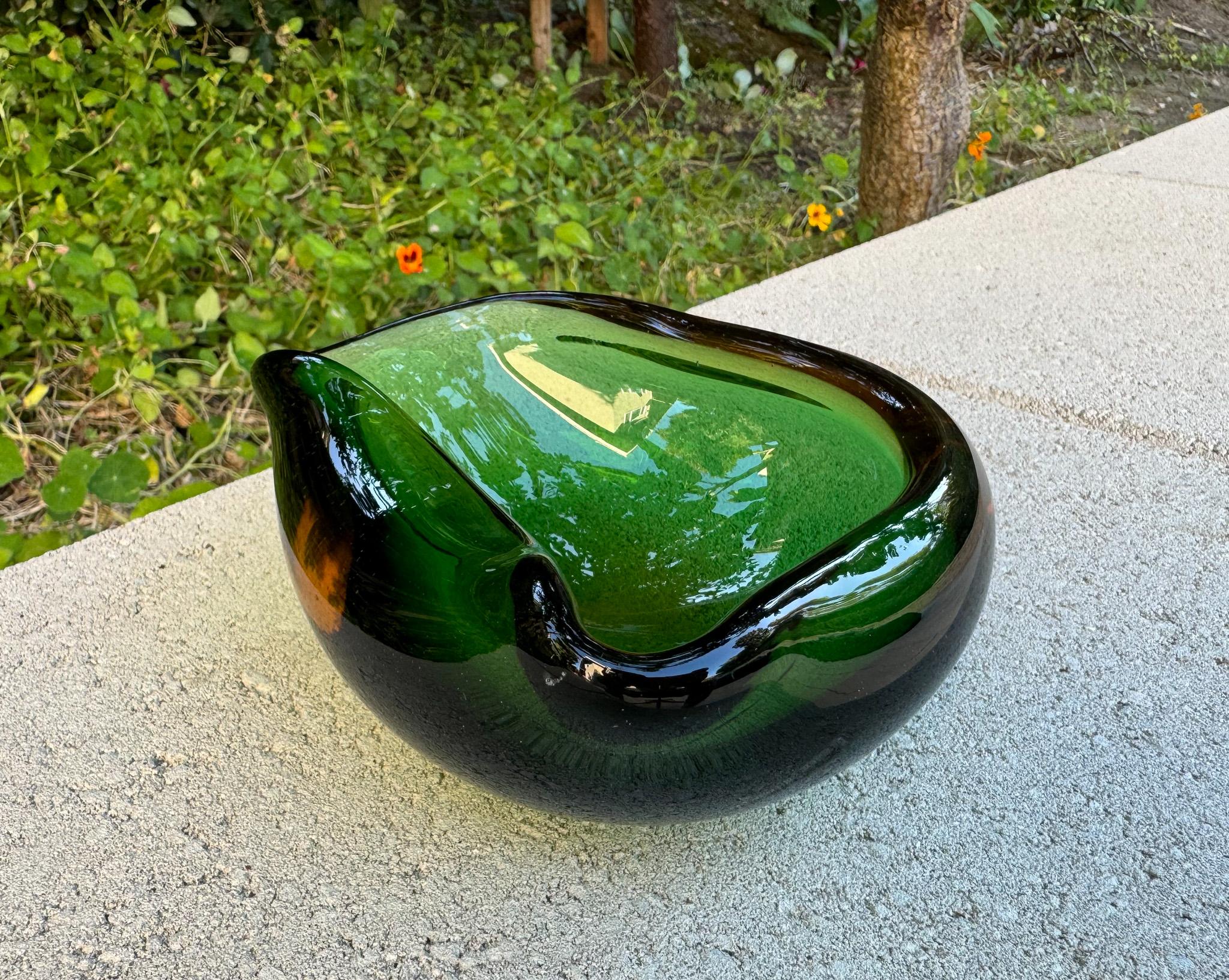 Sculptural Murano Sommerso Green & Amber Glass Bowl / Ashtray, Italy, c.1960 2