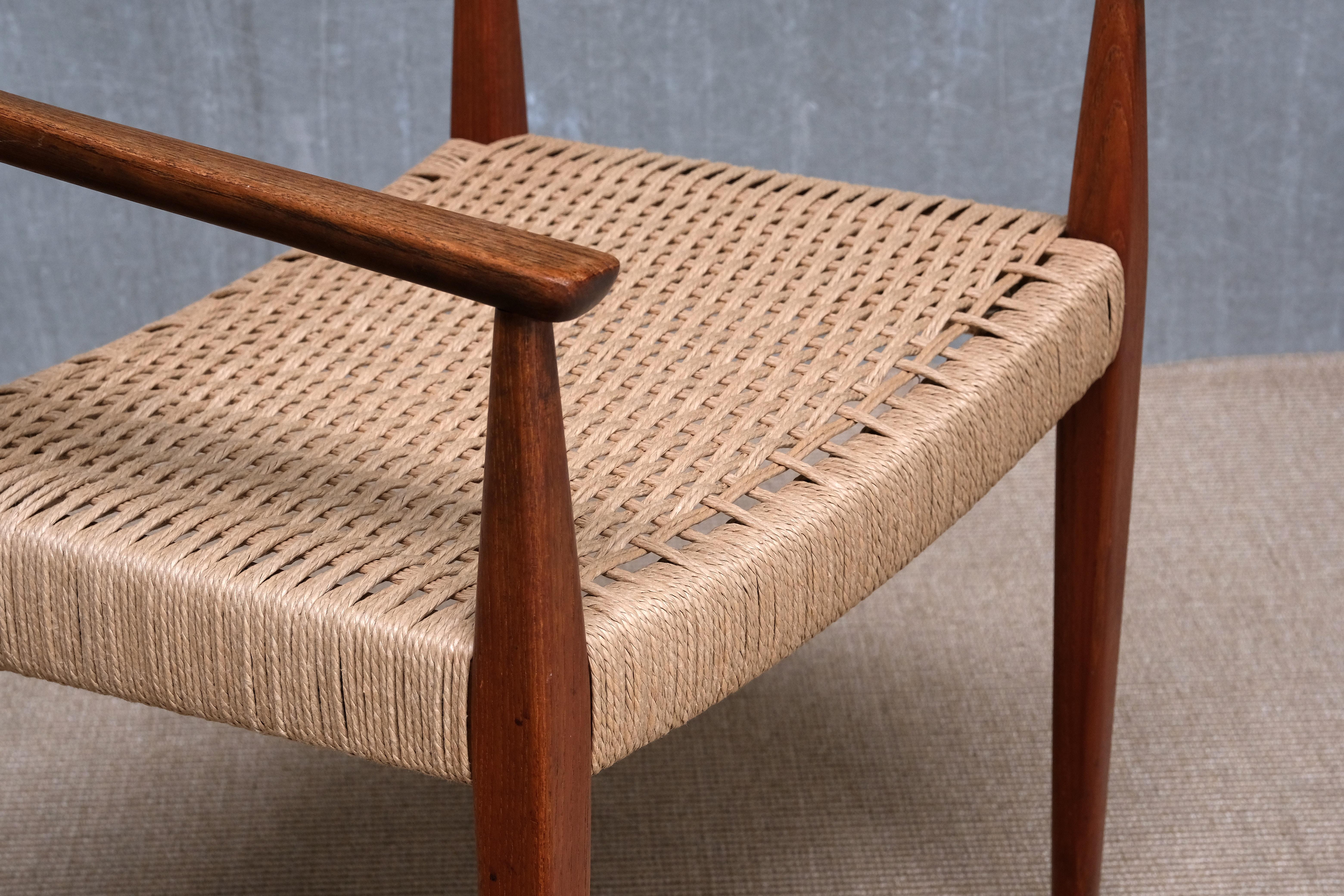 Sculptural Nanna Ditzel Teak Armchair, Model 113, Kolds Savvaerk, Denmark, 1950s en vente 8
