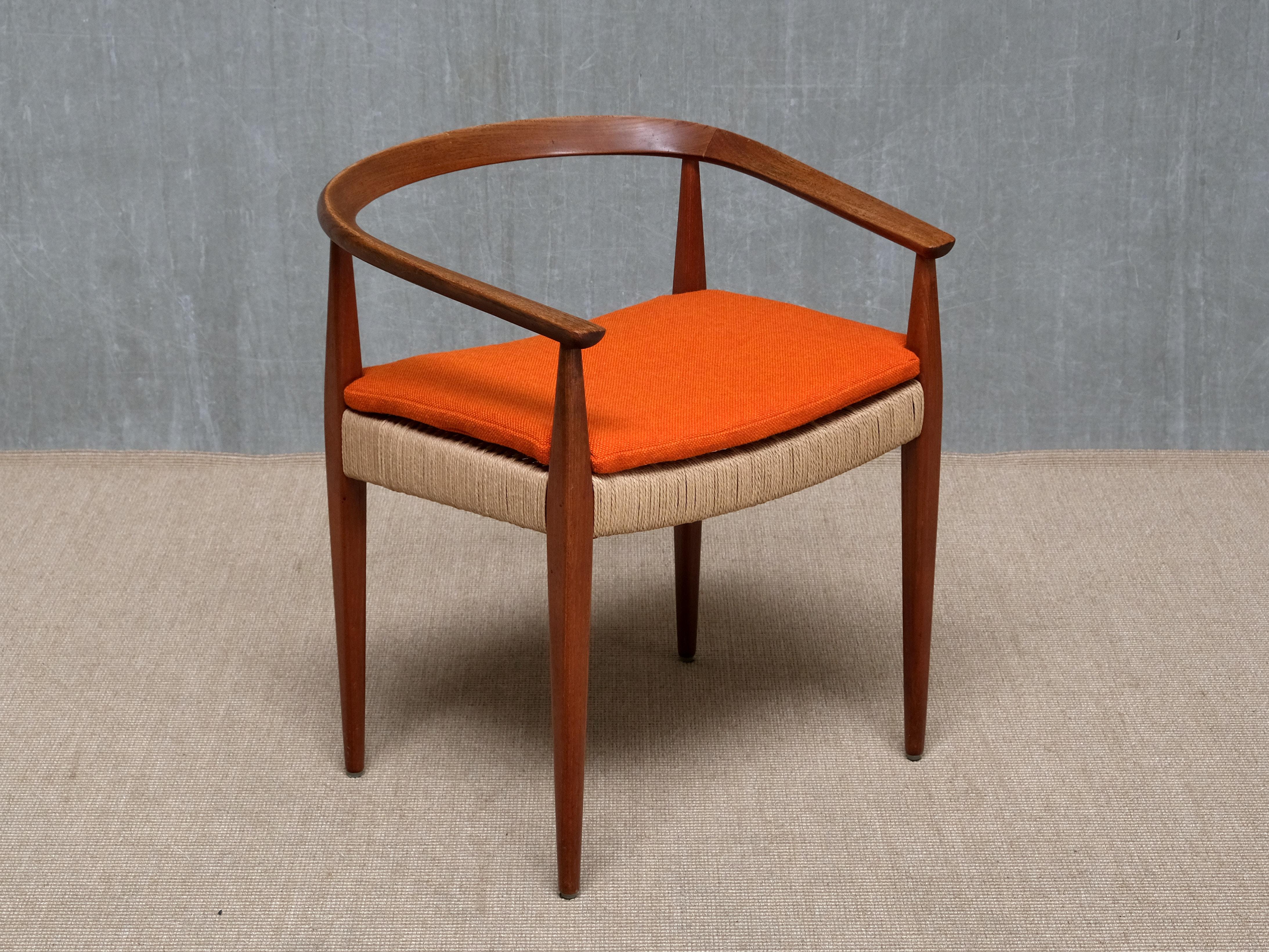 Danois Sculptural Nanna Ditzel Teak Armchair, Model 113, Kolds Savvaerk, Denmark, 1950s en vente