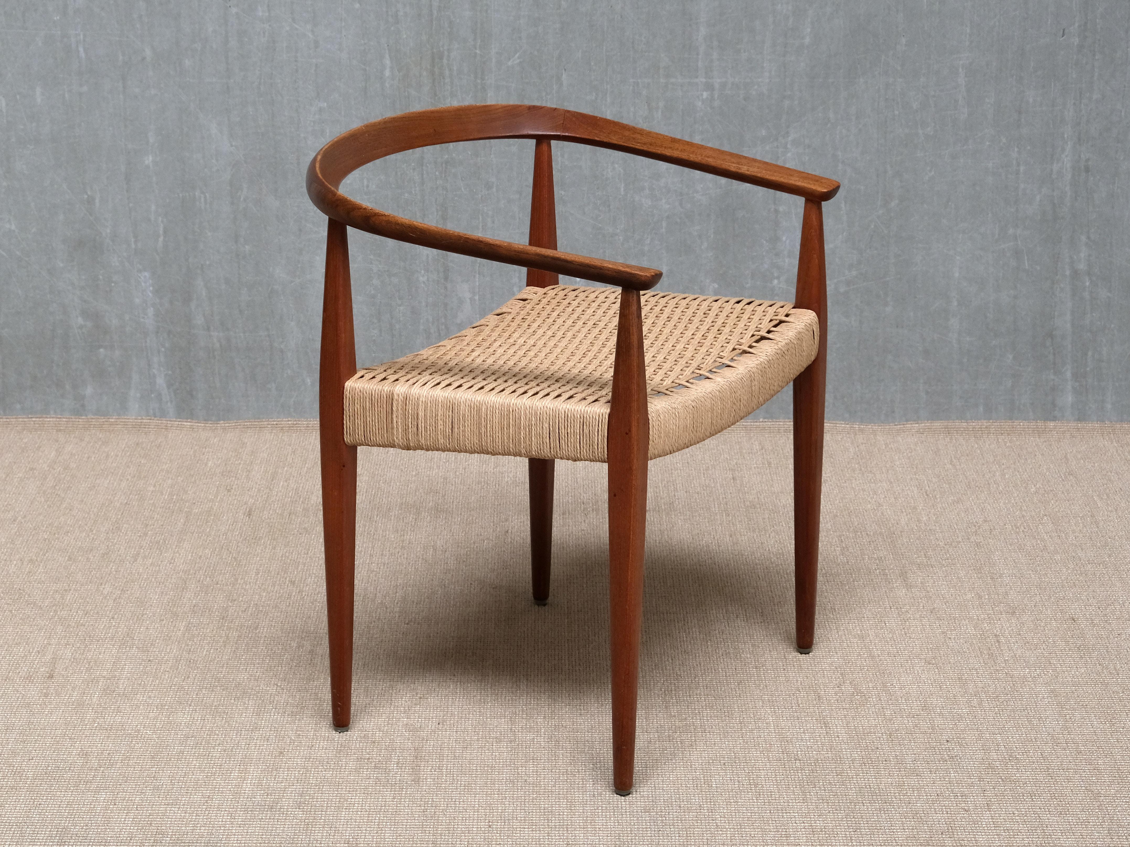 Corde en papier Sculptural Nanna Ditzel Teak Armchair, Model 113, Kolds Savvaerk, Denmark, 1950s en vente