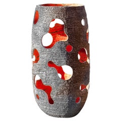 Vaso scultoreo a lanterna stretta di Donatas Zukauskas