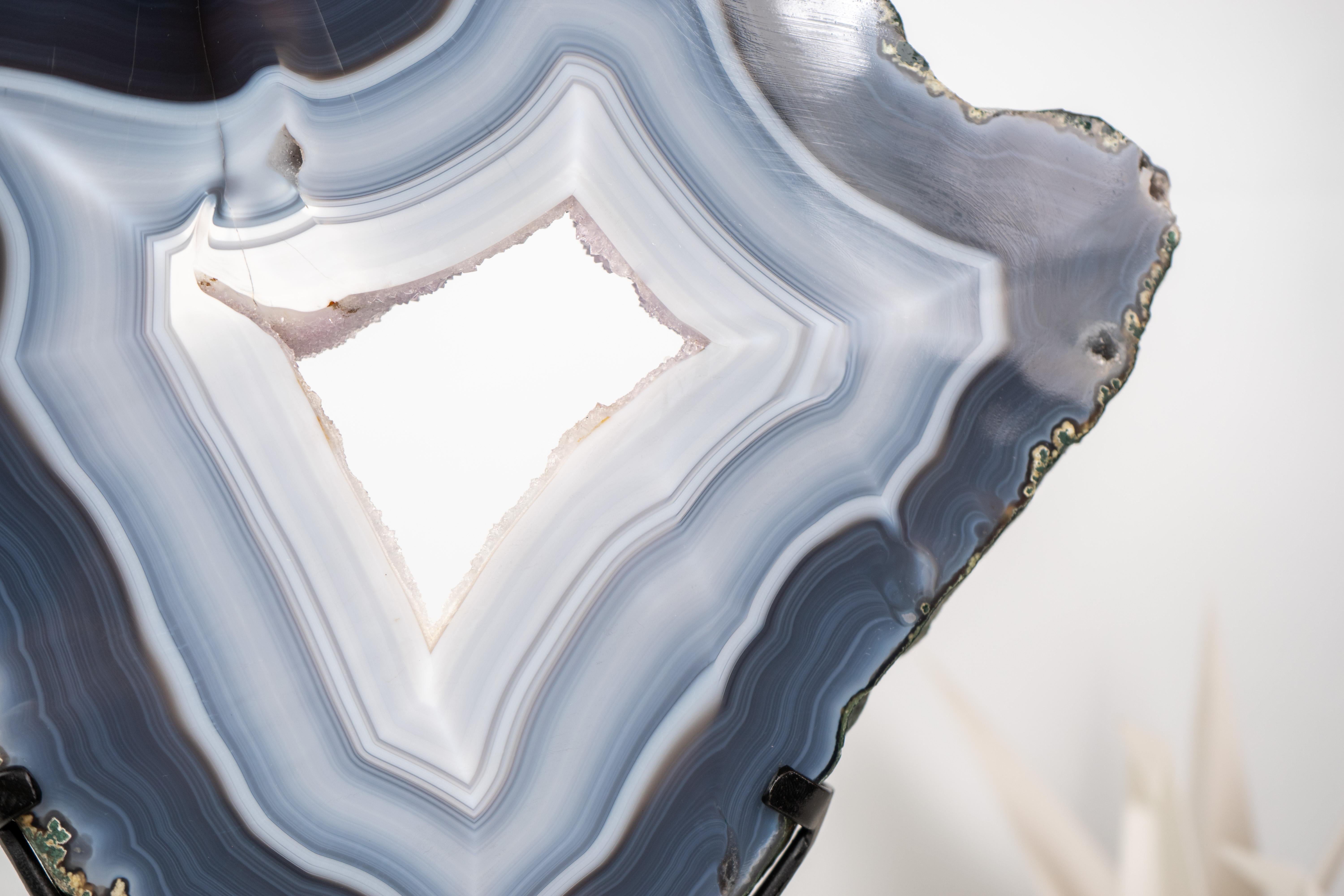 Sculptural Natural Blue and White Lace Agate Geode For Sale 4