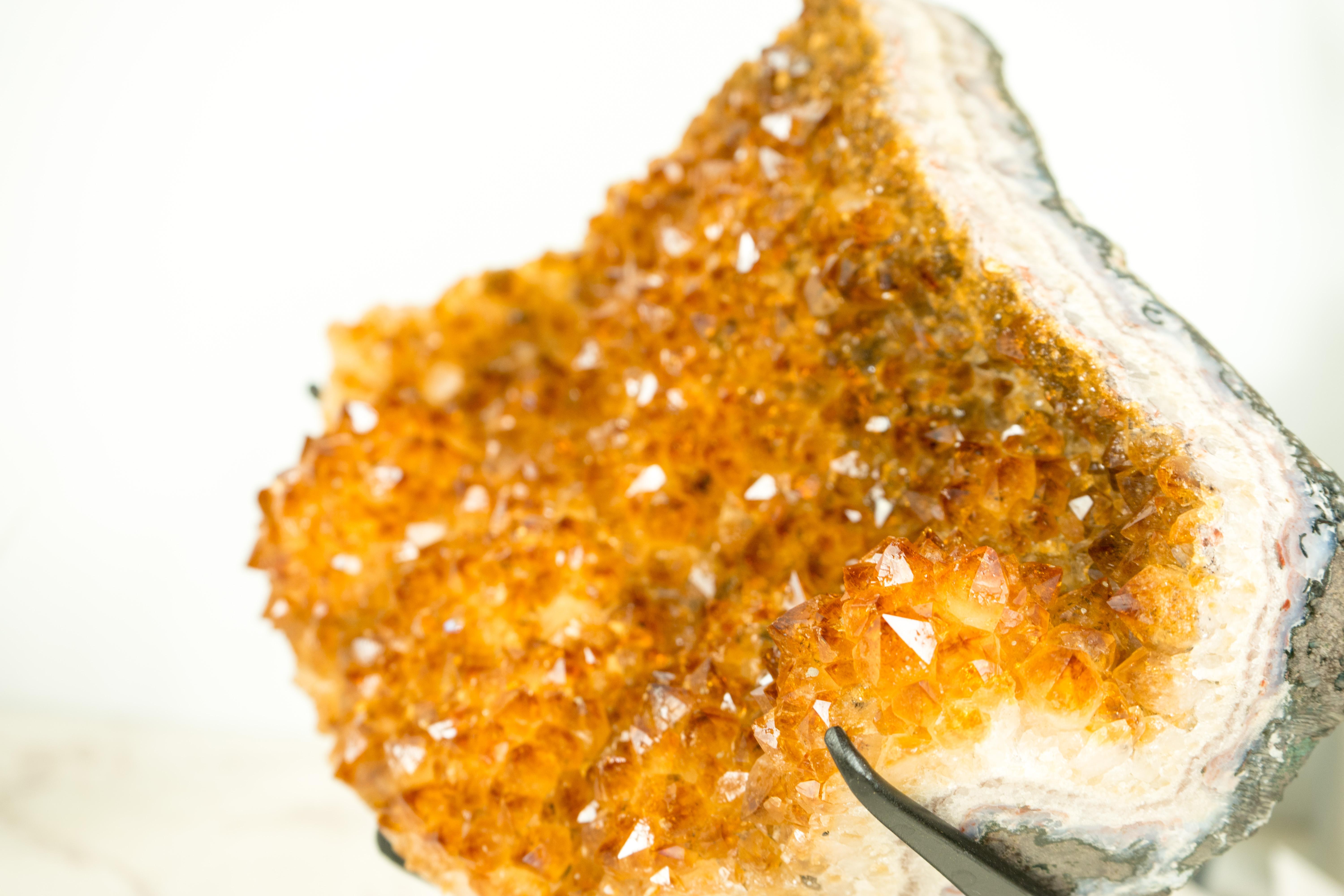 Sculptural Natural Citrine Crystal Cluster with Sparkly Orange Points In New Condition For Sale In Ametista Do Sul, BR