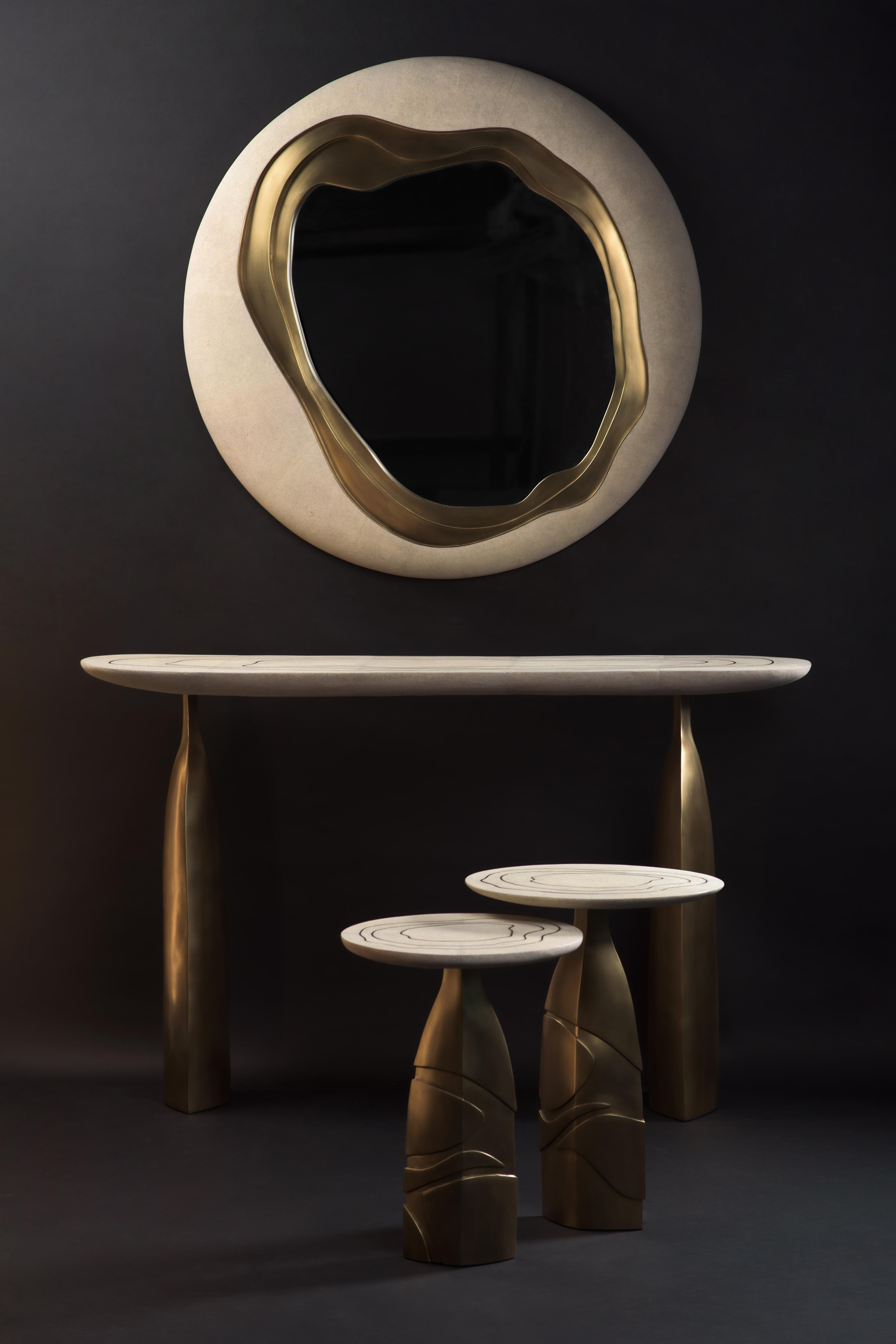 Table d'appoint sculpturale en laiton patiné par Patrick Coard Paris en vente 1