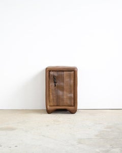 Table de nuit sculpturale - Wood Wood Wood et céramique