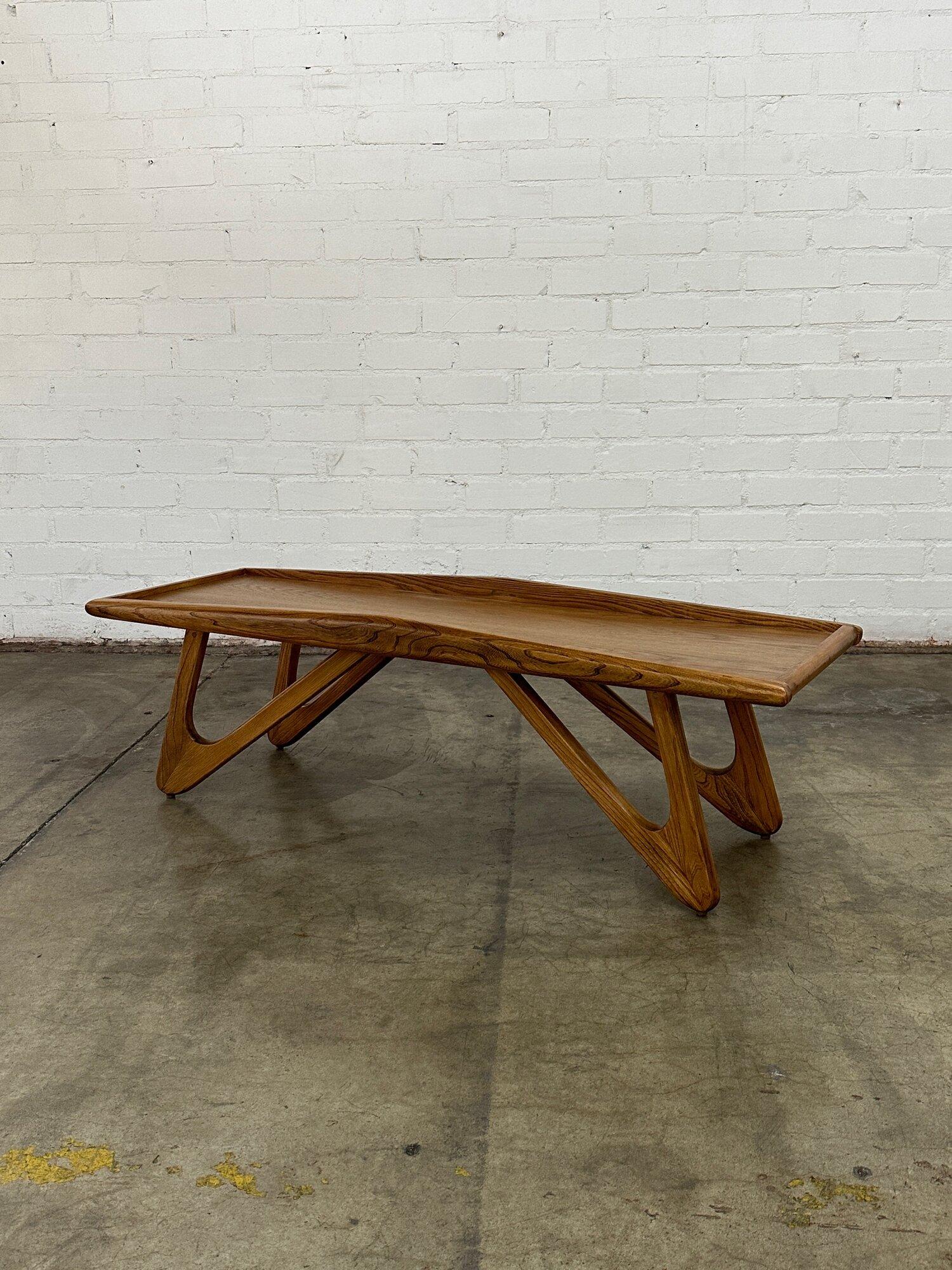Oak Sculptural oak coffee table For Sale