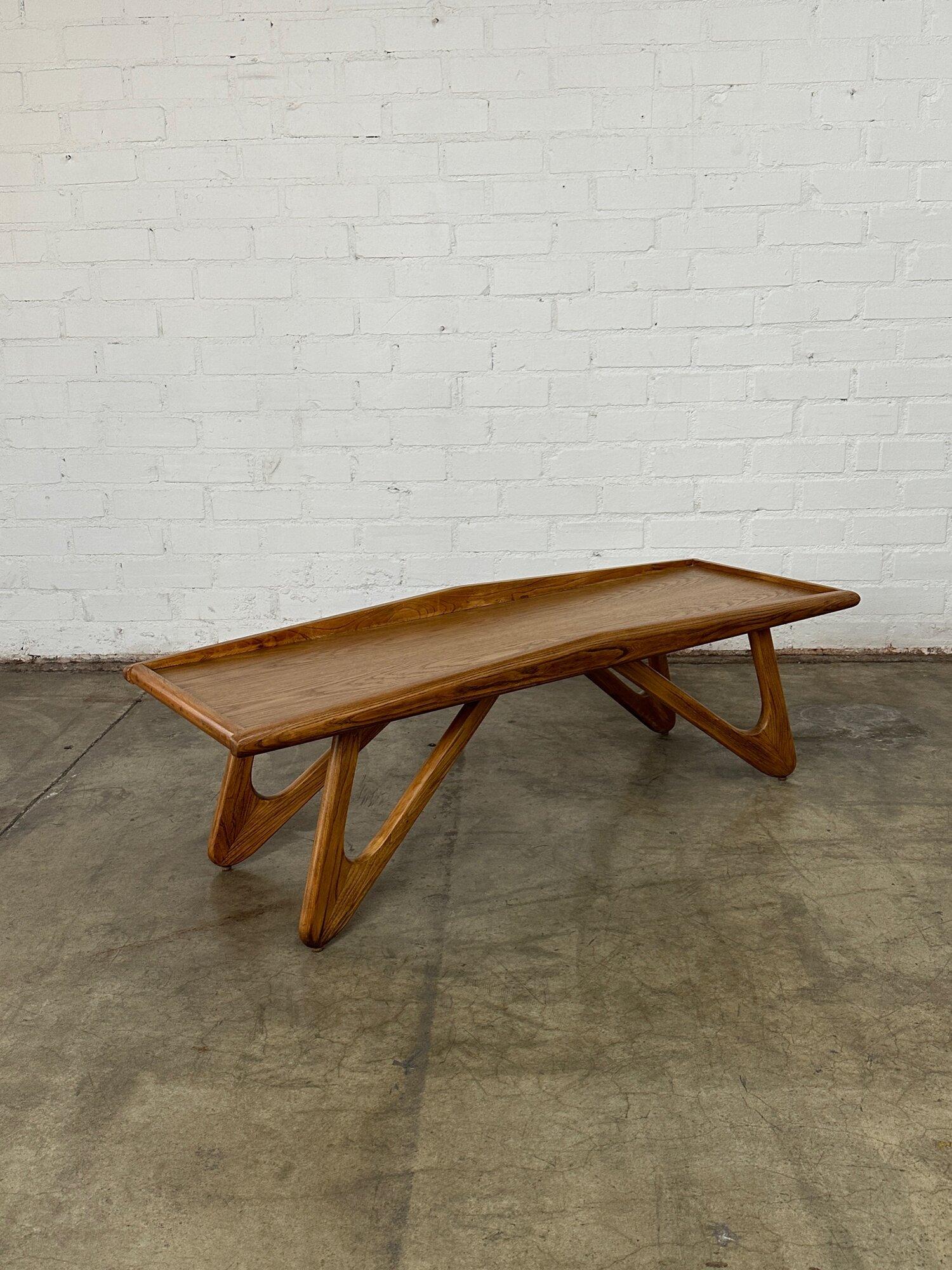 Sculptural oak coffee table For Sale 1