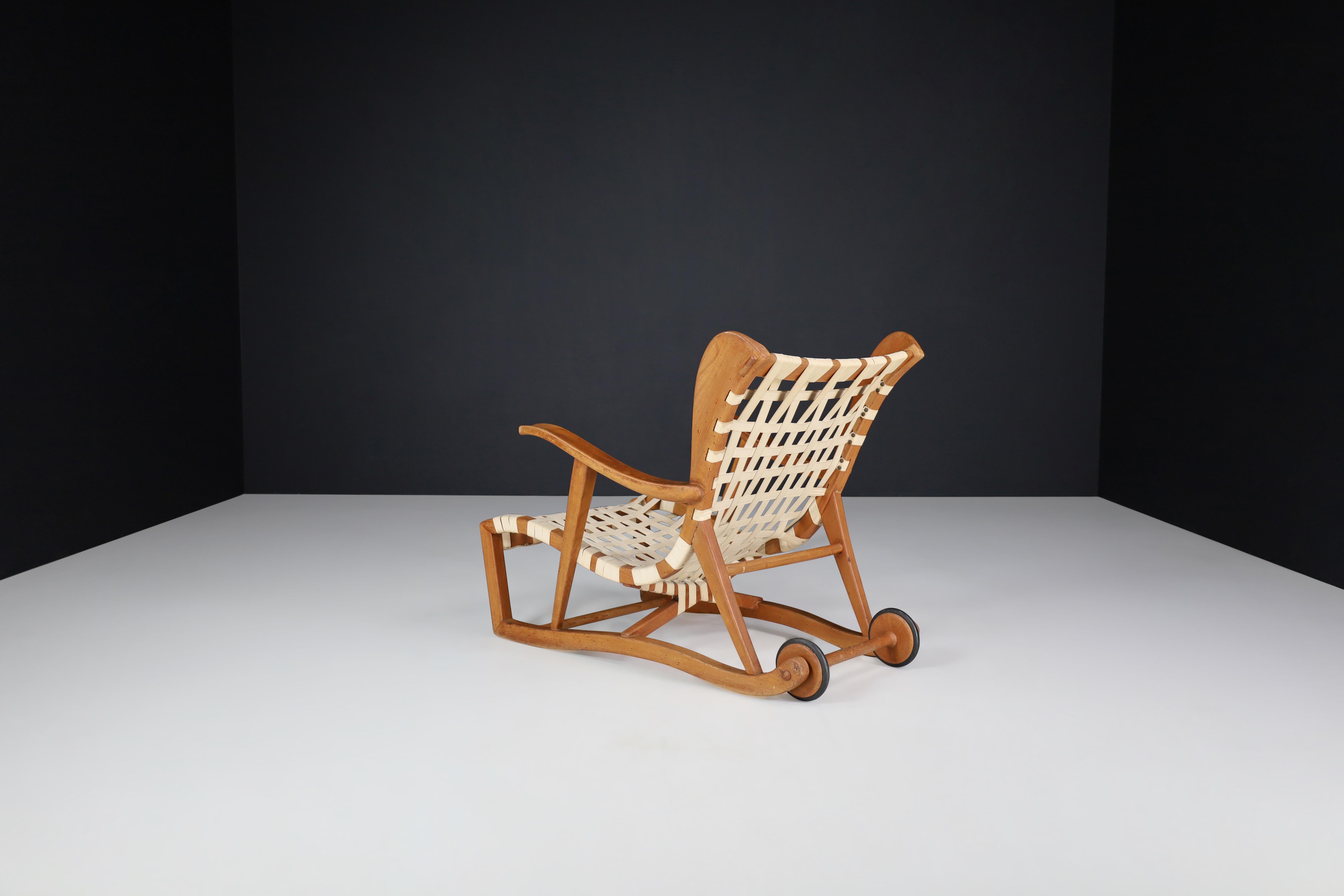 Sculptural Oak Lounge Chair by Guglielmo Pecorini, Italy, the 1950s For Sale 3