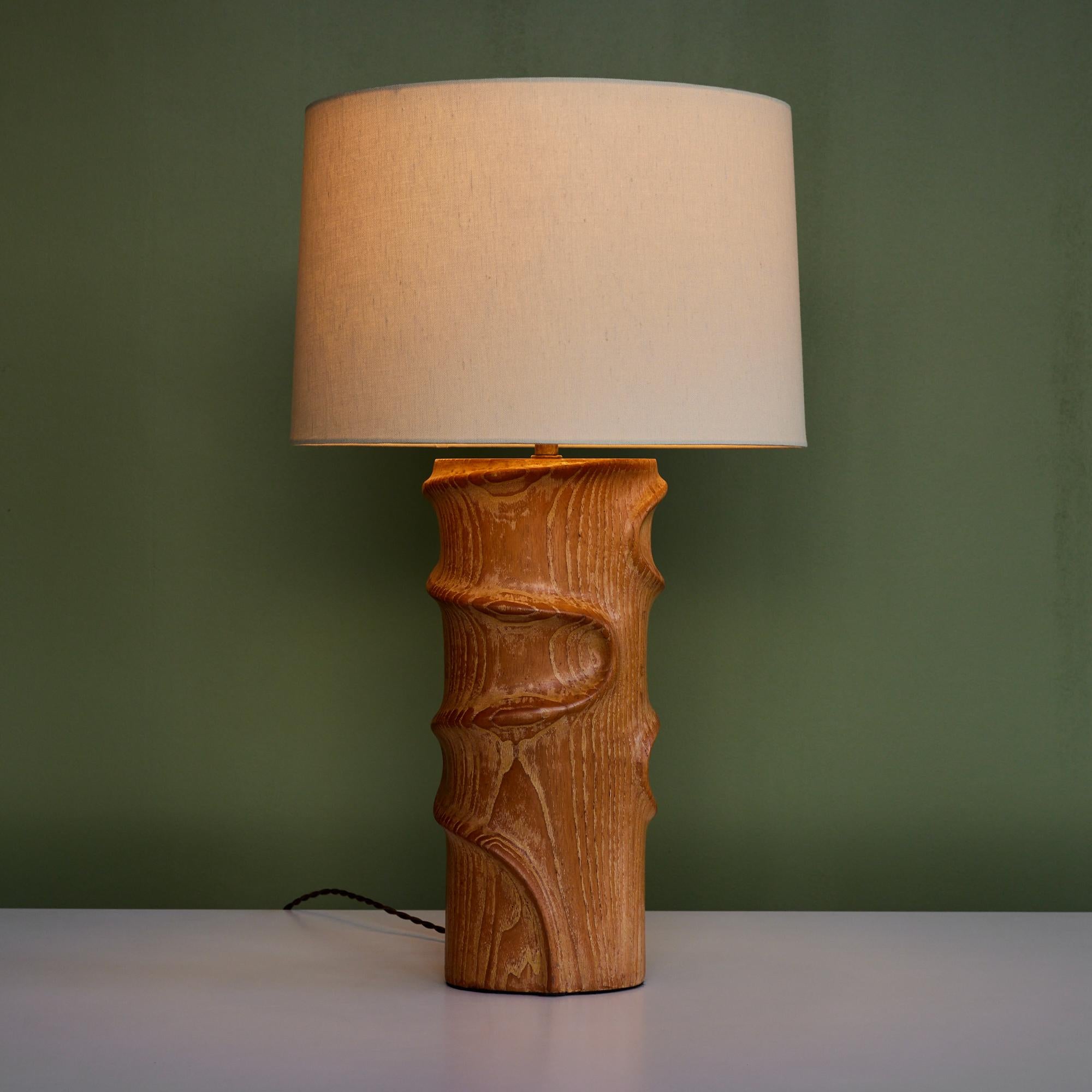Sculptural Oak Table Lamp In Good Condition For Sale In Los Angeles, CA
