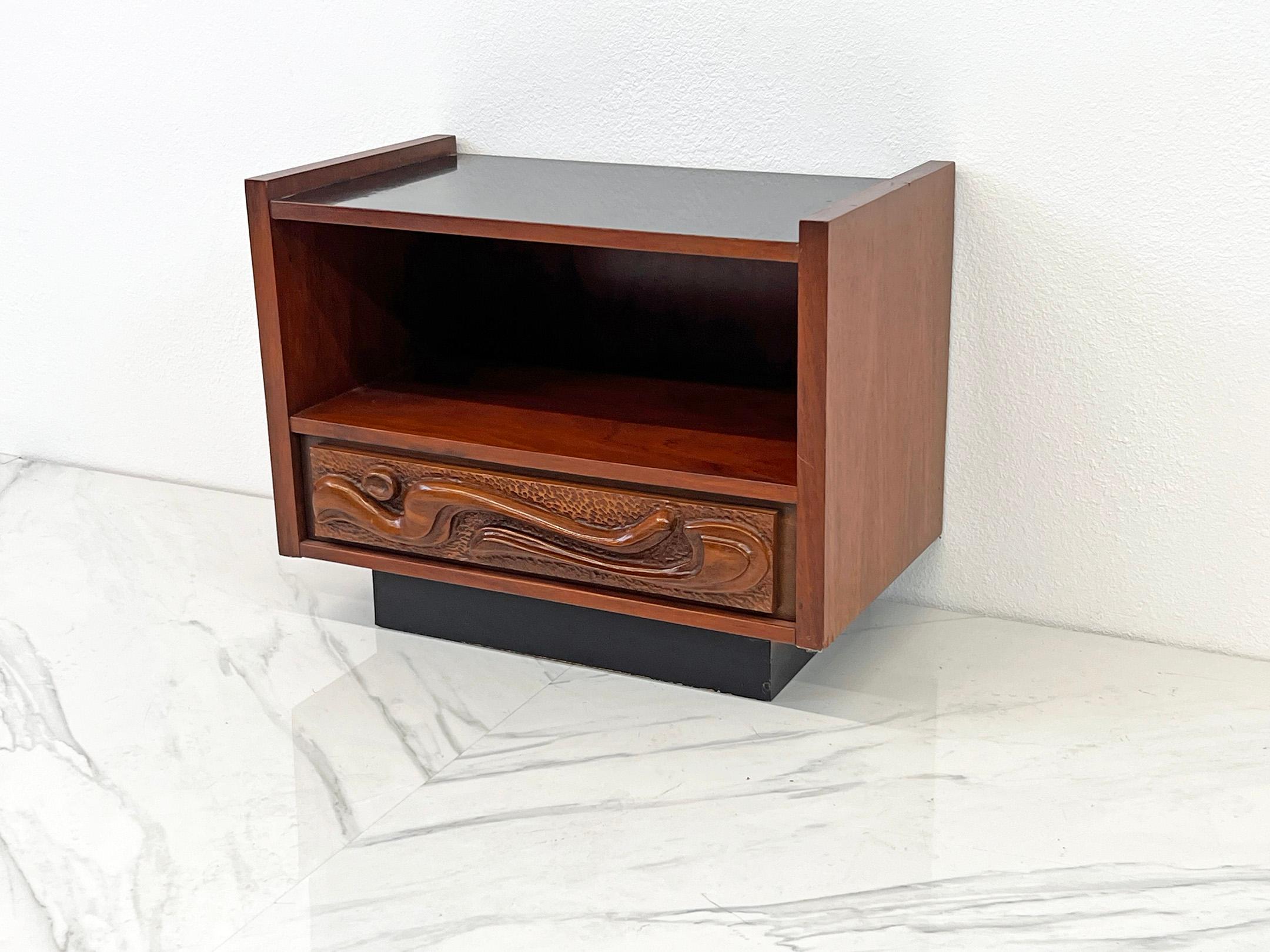 Mid-20th Century Sculptural Oceanic Nightstand by Pulaski, 1960's, Style of Witco For Sale