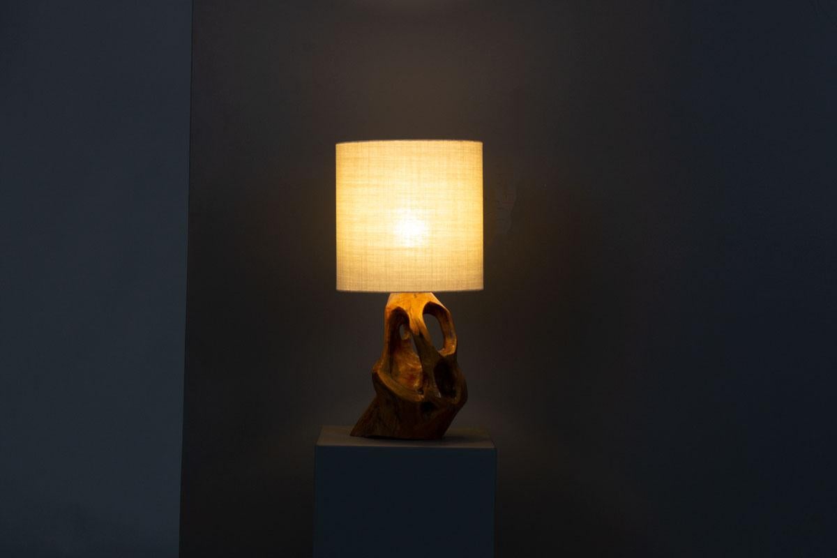 Sculptural Olive Wood Table Lamp with Paper Shade, France, 1950s im Angebot 1